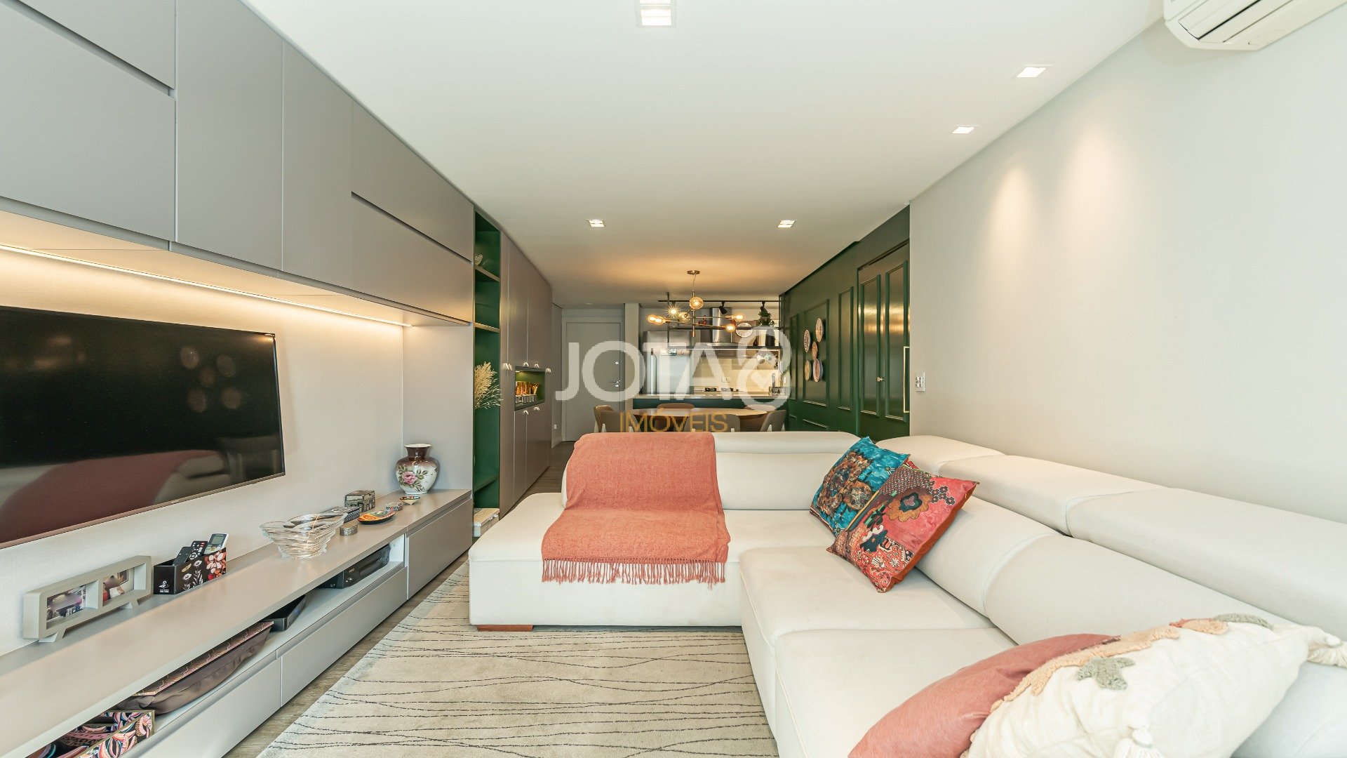 APARTAMENTO COM 2 QUARTOS NO BIGORRILHO