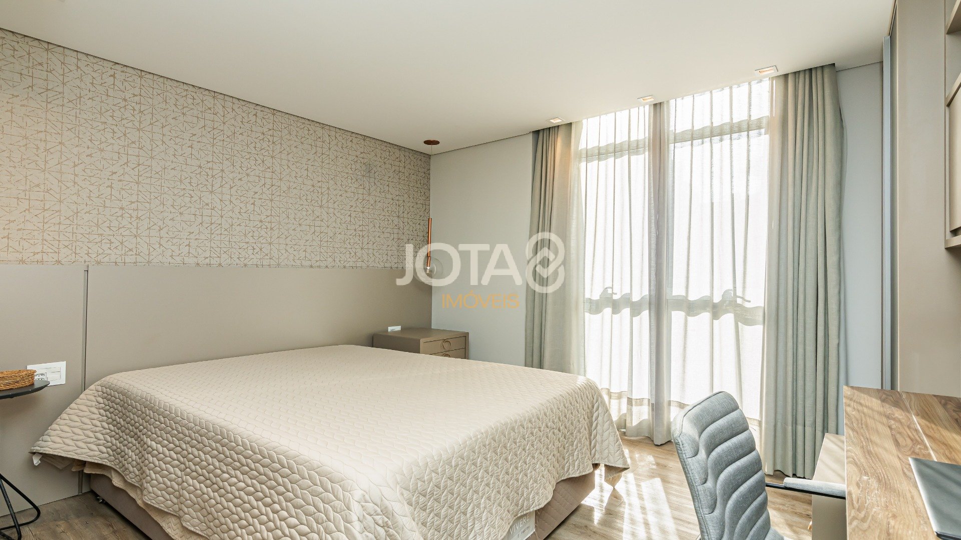 APARTAMENTO COM 2 QUARTOS NO BIGORRILHO