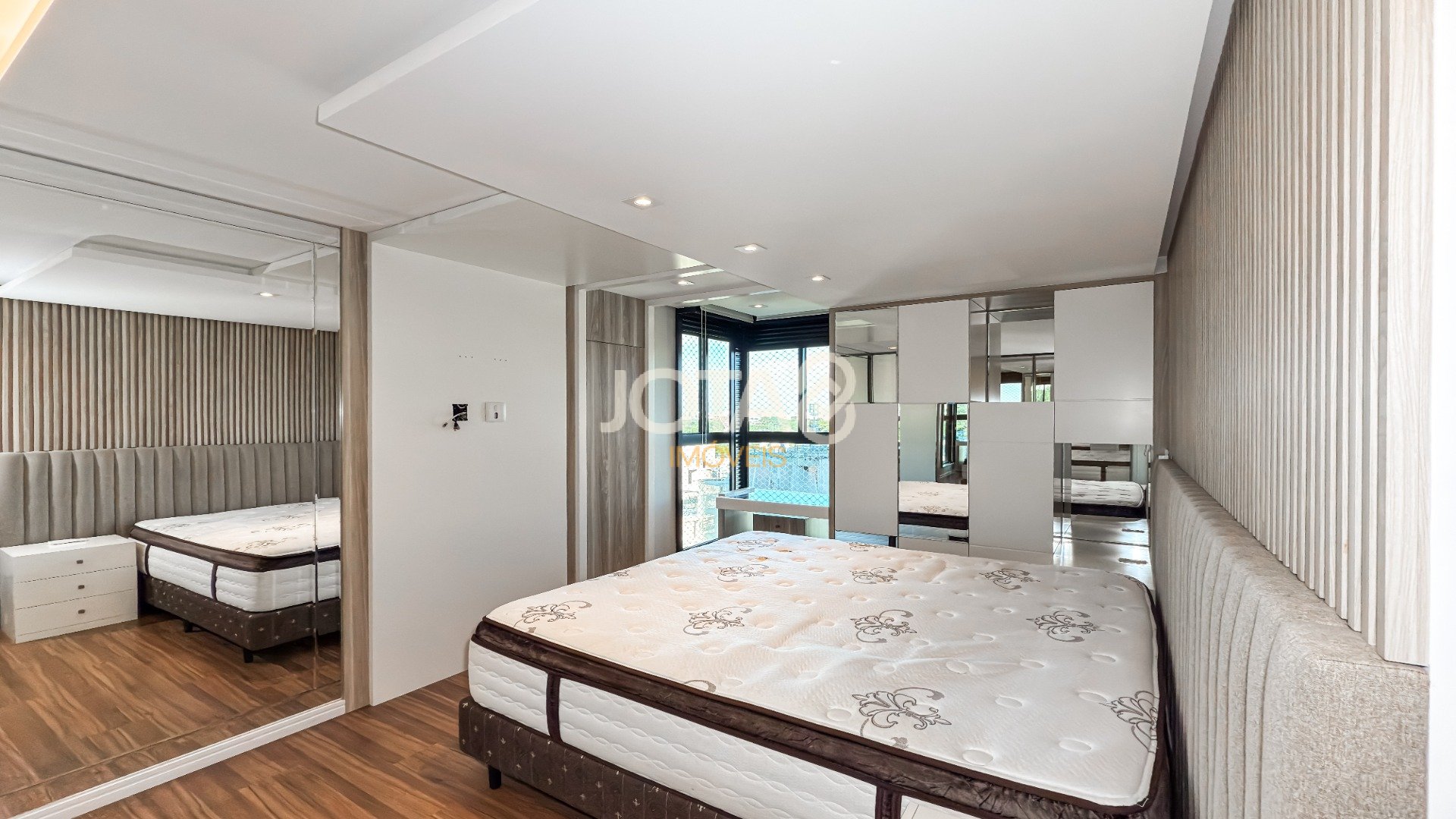 LINDO APARTAMENTO COM 3 SUÍTES E 2 VAGAS NO ECOVILLE!