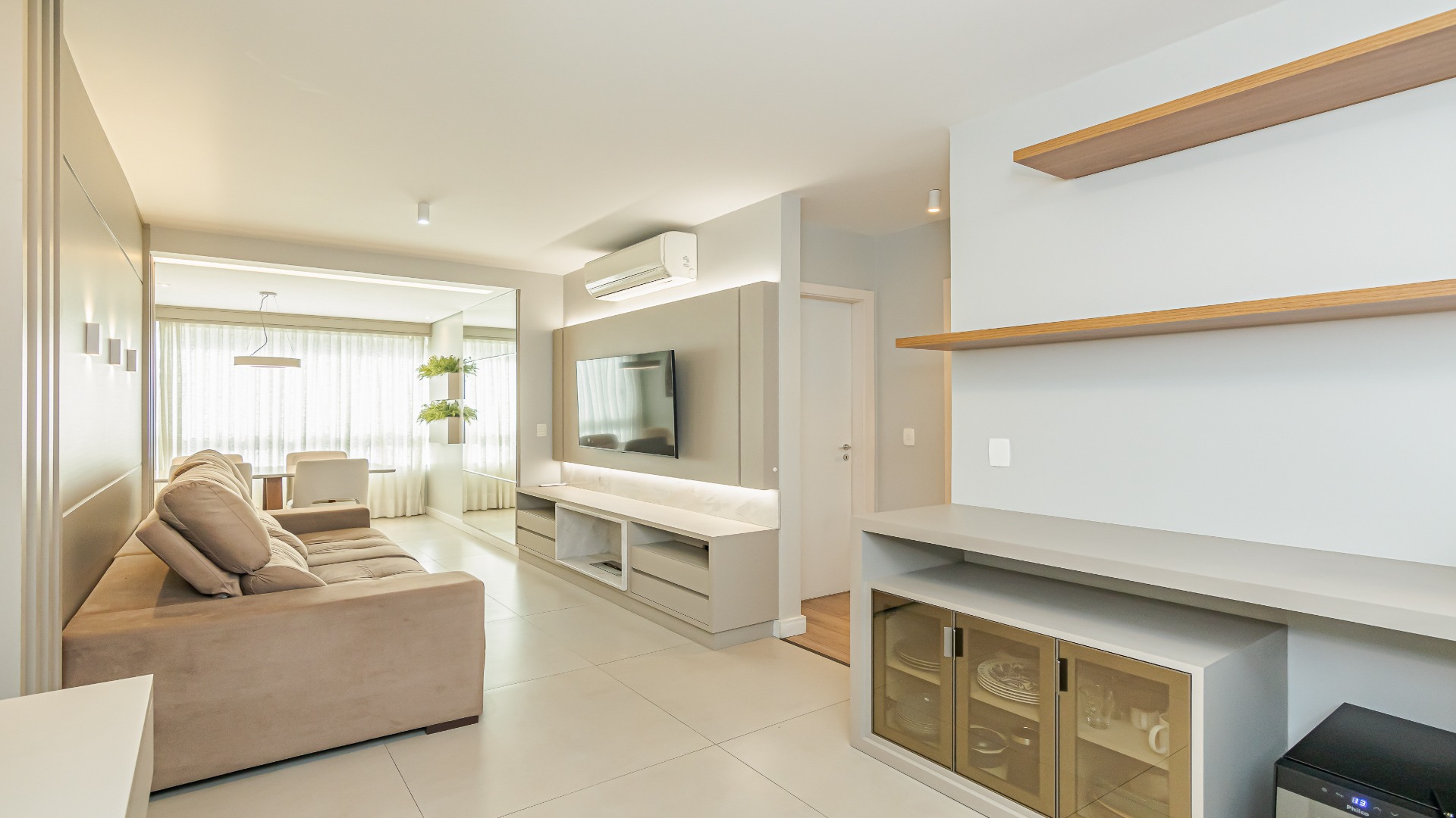 APARTAMENTO COM 2 DORMITÓRIOS NO BIGORRILHO