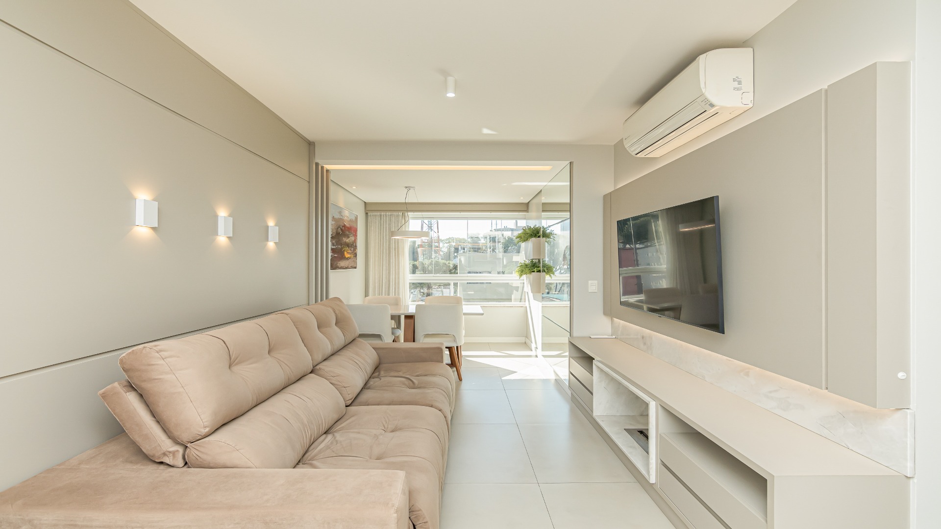 APARTAMENTO COM 2 DORMITÓRIOS NO BIGORRILHO