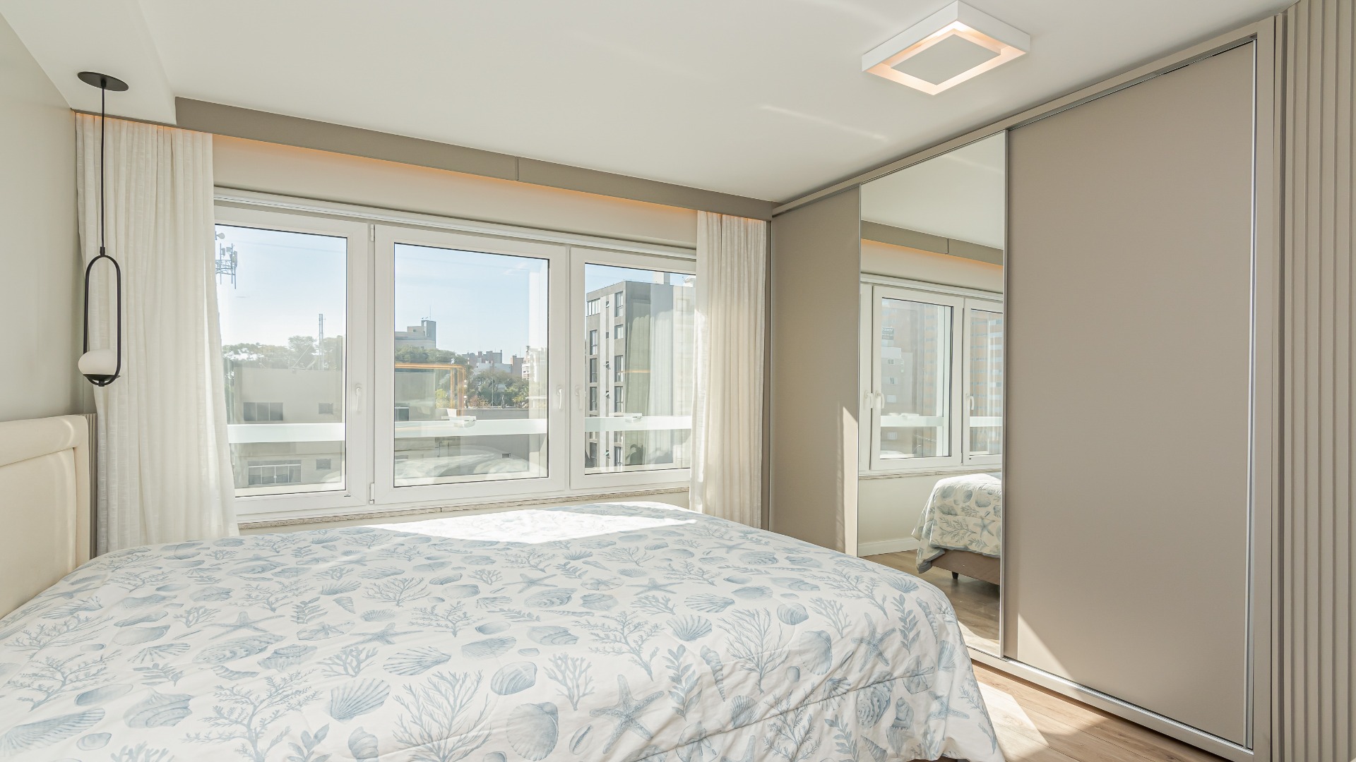 APARTAMENTO COM 2 DORMITÓRIOS NO BIGORRILHO