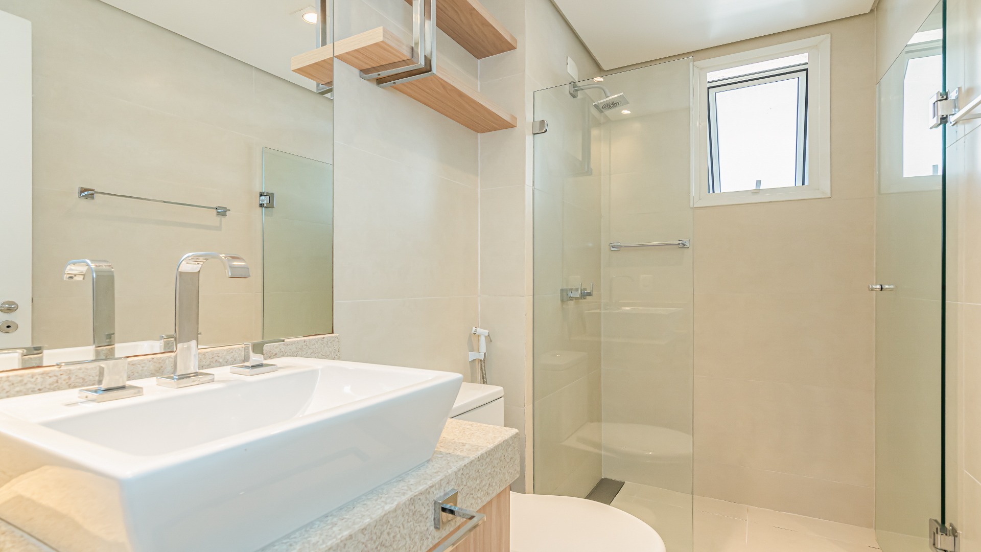 APARTAMENTO COM 2 DORMITÓRIOS NO BIGORRILHO