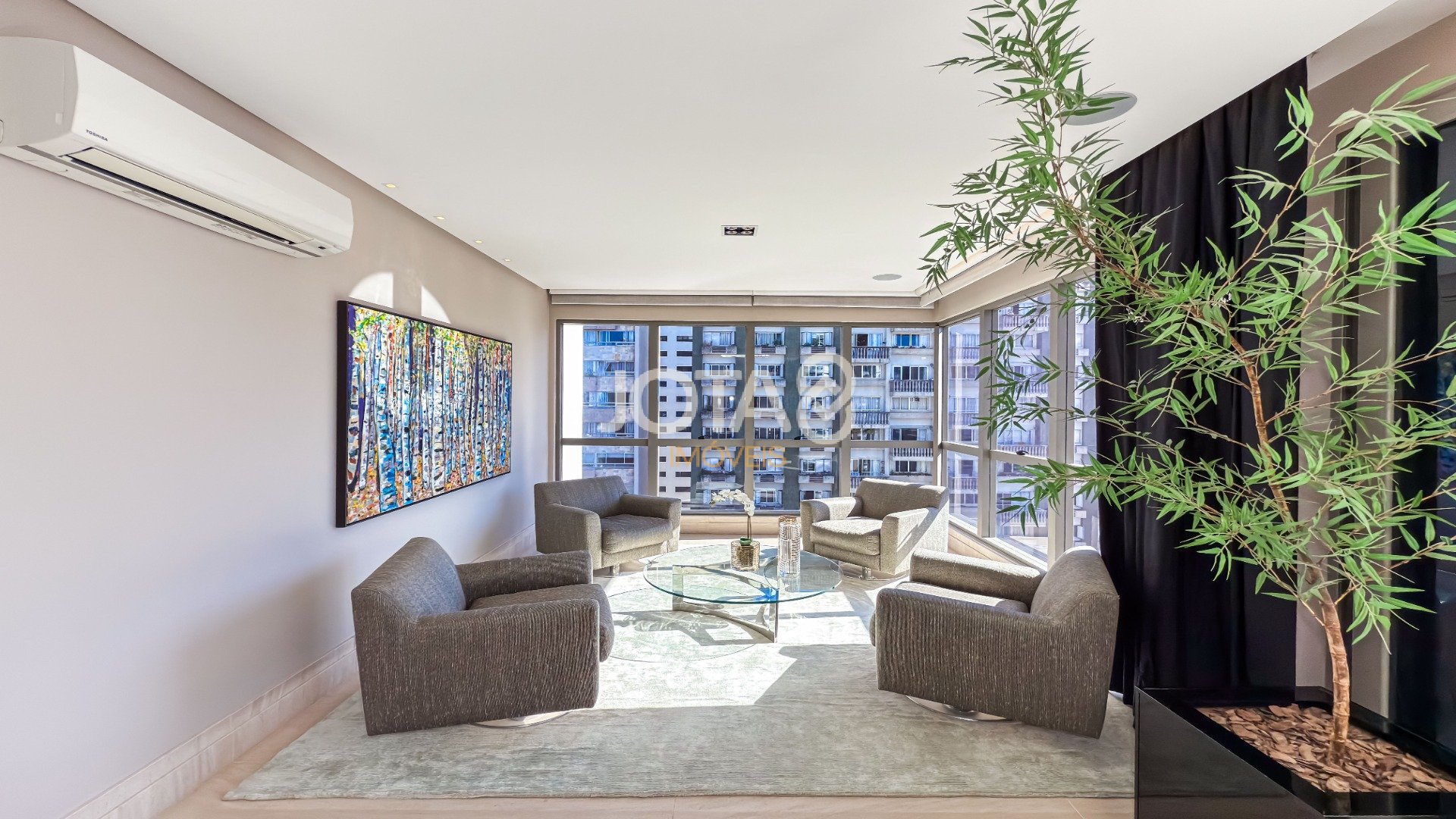 RESIDENCIAL ÉDEN BATEL: UM ANDAR INTEIRO DE ESTILO E EXCLUSIVIDADE