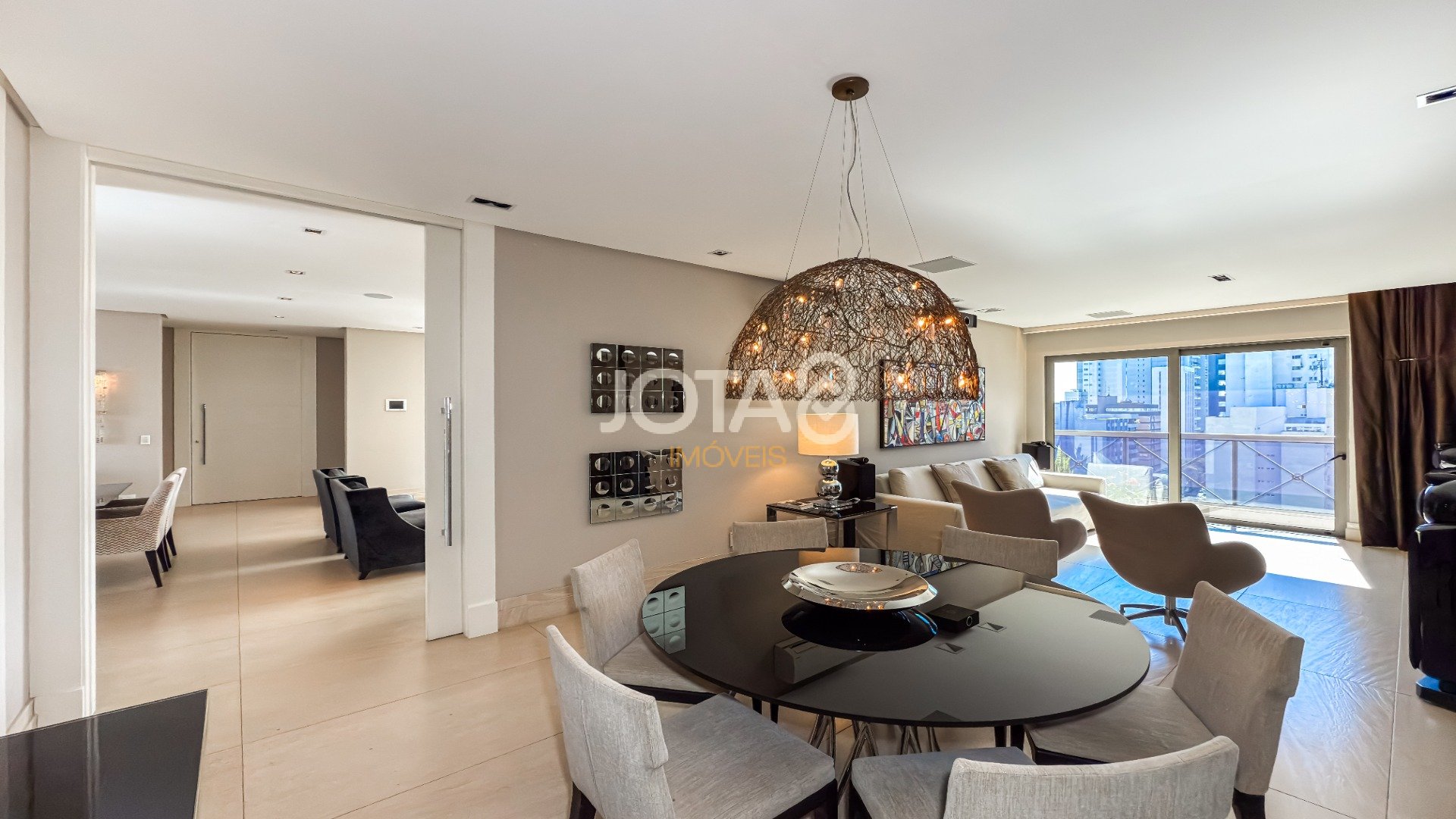 RESIDENCIAL ÉDEN BATEL: UM ANDAR INTEIRO DE ESTILO E EXCLUSIVIDADE