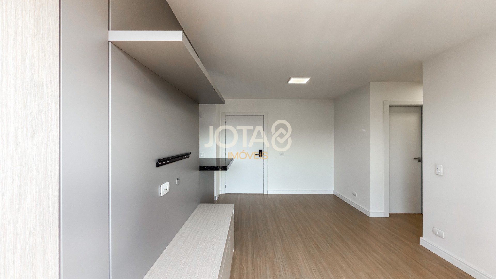 APARTAMENTO DE 2 QUARTOS COM 44M² NO ECOVILLE, PRÓXIMO À UNIVERSIDADE