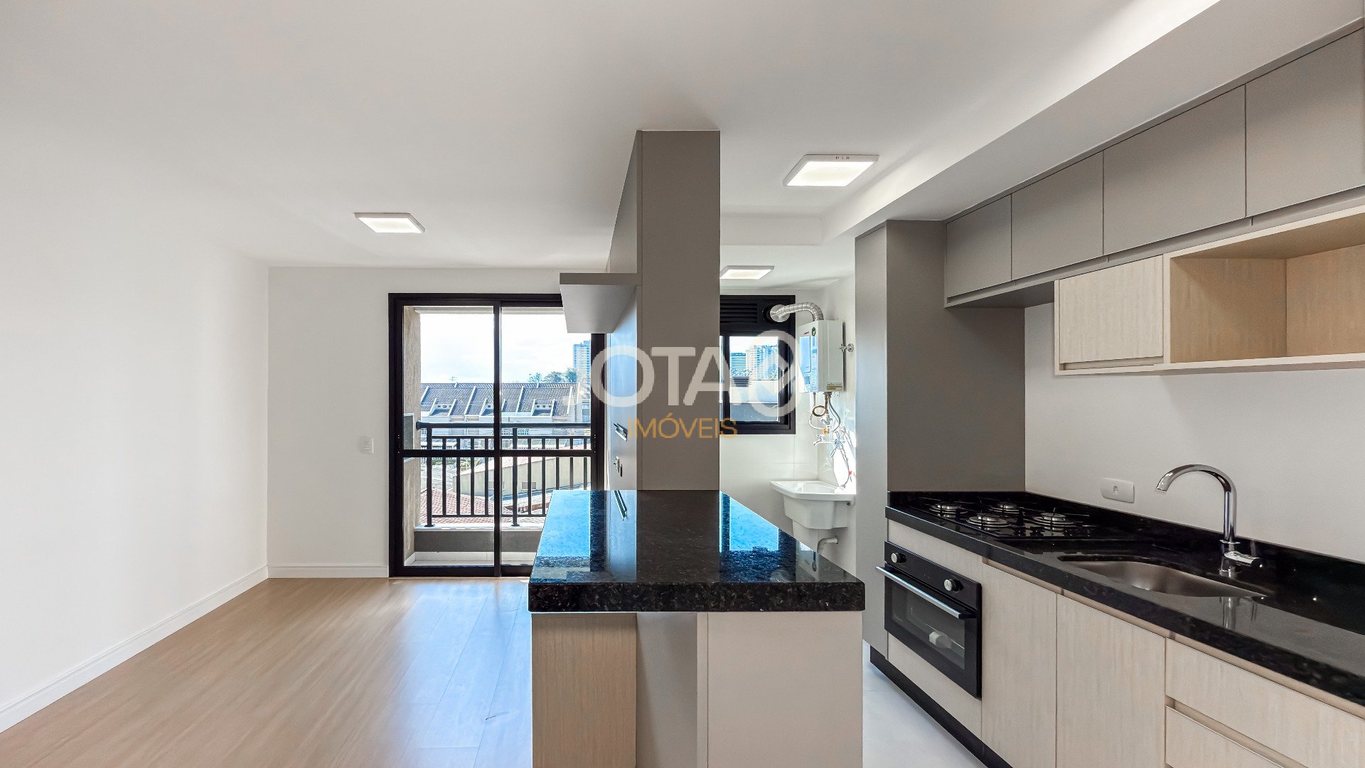 APARTAMENTO DE 2 QUARTOS COM 44M² NO ECOVILLE, PRÓXIMO À UNIVERSIDADE