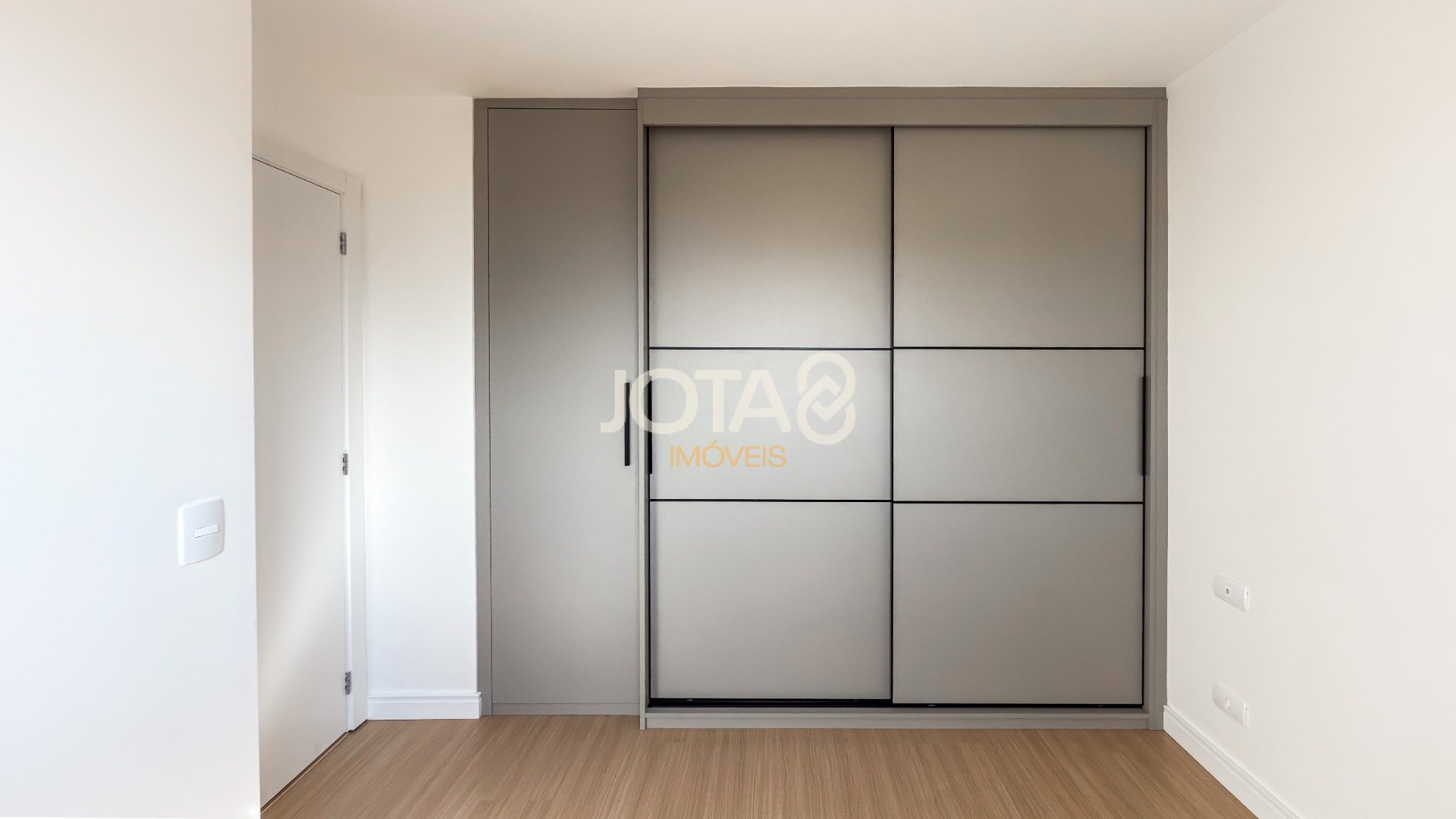 APARTAMENTO DE 2 QUARTOS COM 44M² NO ECOVILLE, PRÓXIMO À UNIVERSIDADE