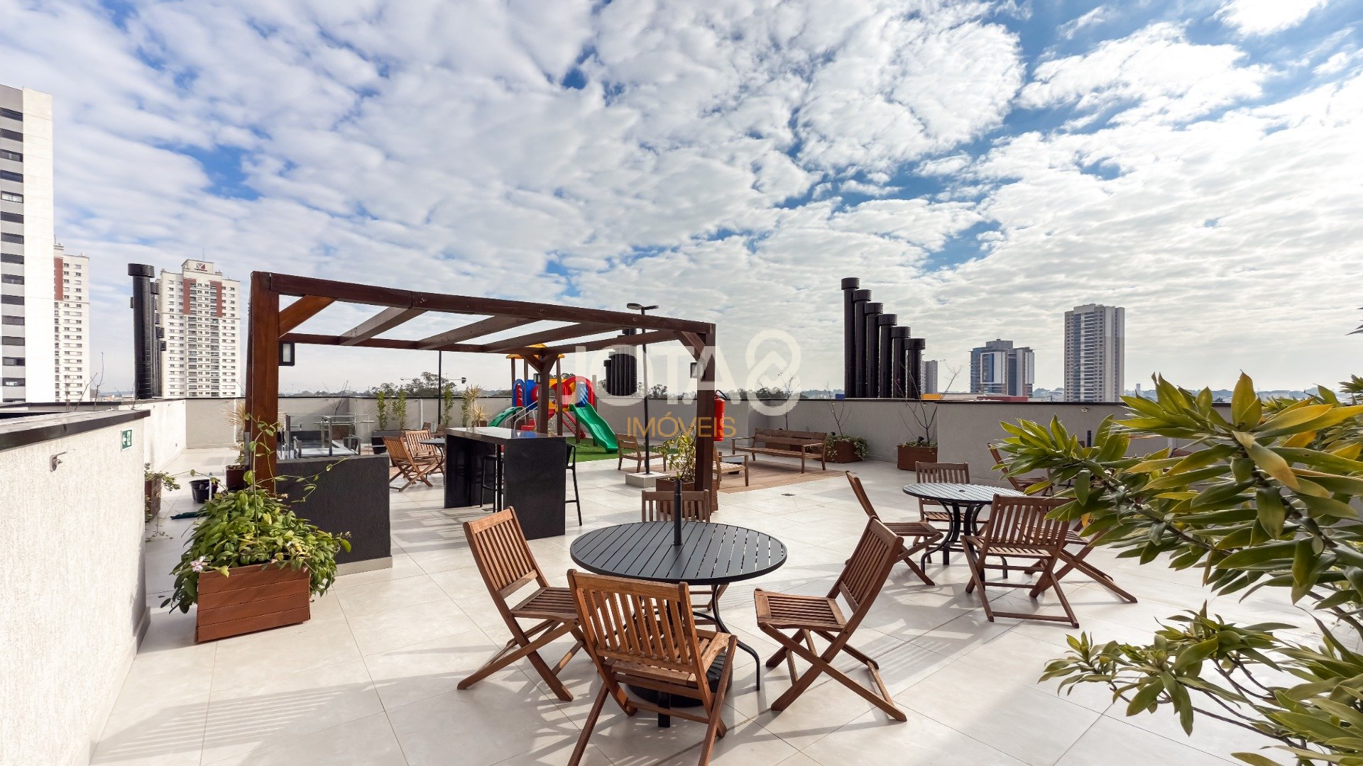 APARTAMENTO DE 2 QUARTOS COM 44M² NO ECOVILLE, PRÓXIMO À UNIVERSIDADE
