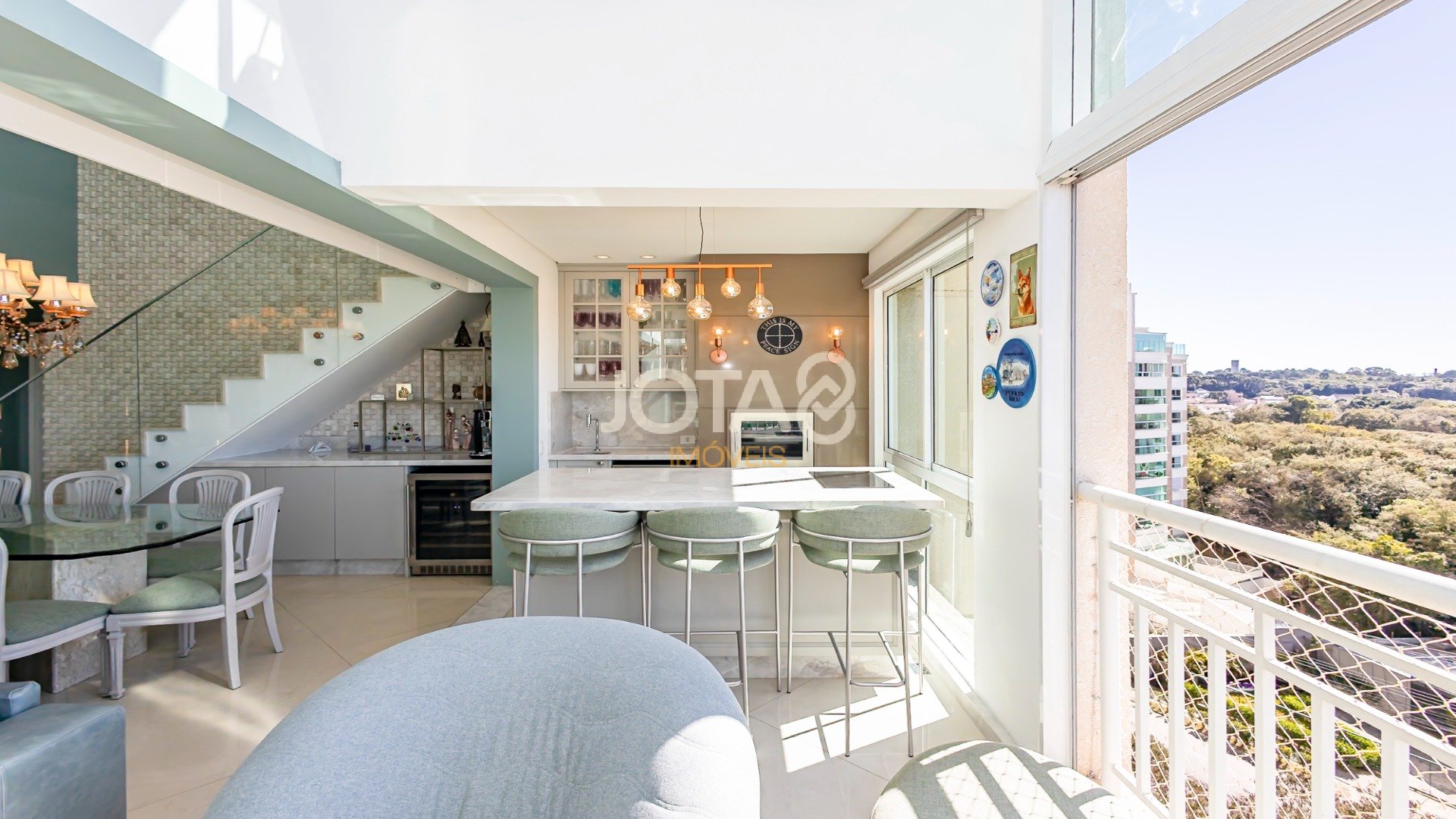 APARTAMENTO ECOVILLE COM 3 QUARTOS E VISTA DEFINITIVA!