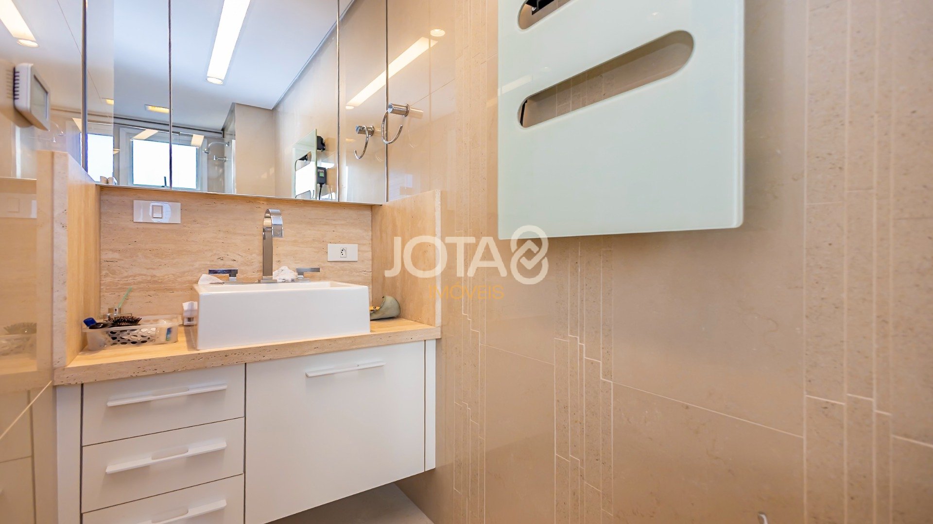 APARTAMENTO ECOVILLE COM 3 QUARTOS E VISTA DEFINITIVA!