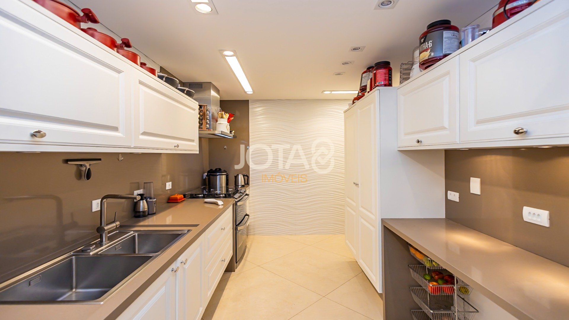 APARTAMENTO ECOVILLE COM 3 QUARTOS E VISTA DEFINITIVA!