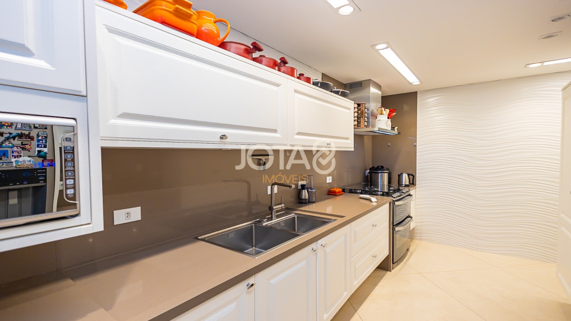 APARTAMENTO ECOVILLE COM 3 QUARTOS E VISTA DEFINITIVA!