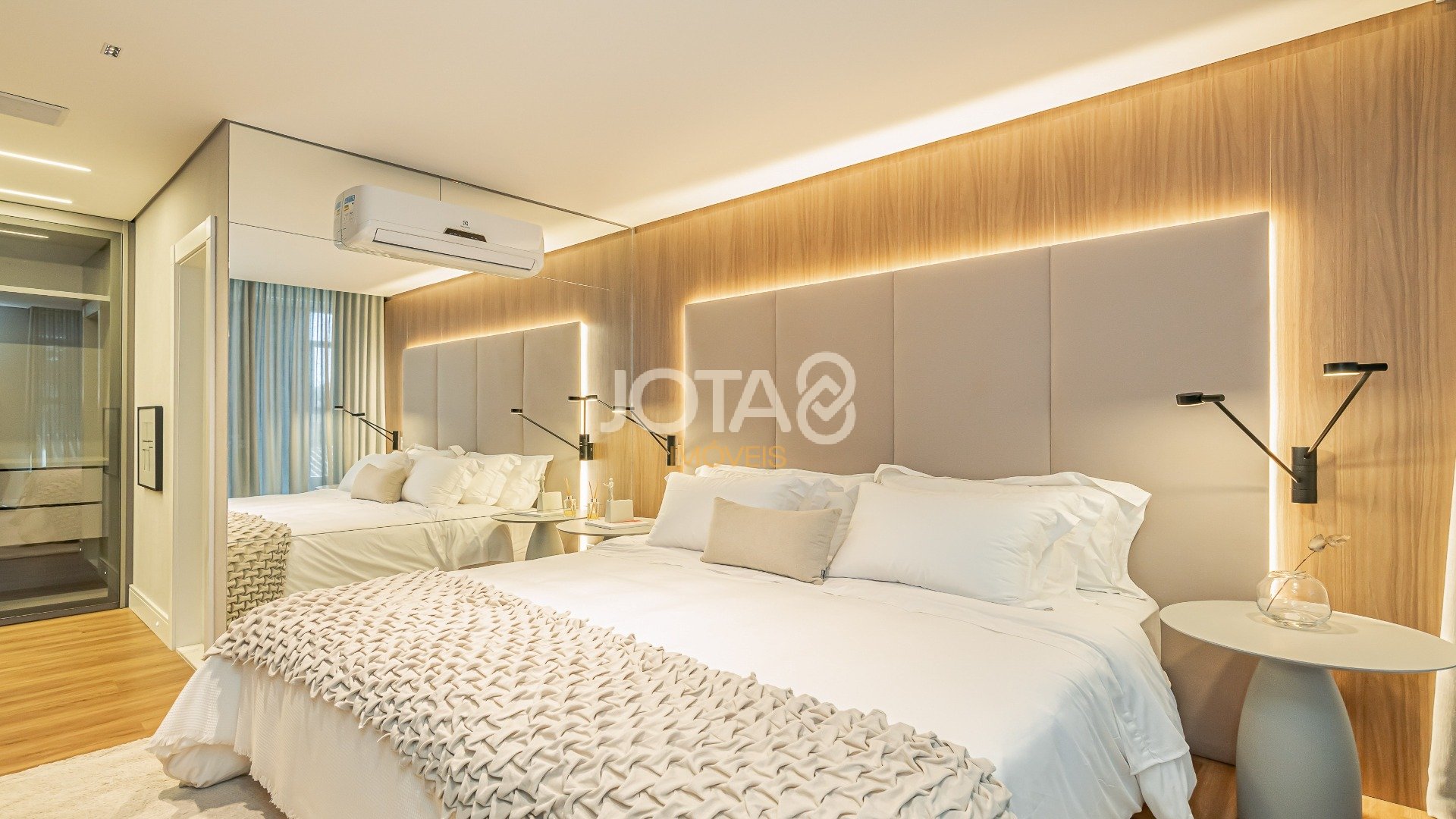 APARTAMENTO DE ALTO PADRÃO NO RESERVA BARIGUI