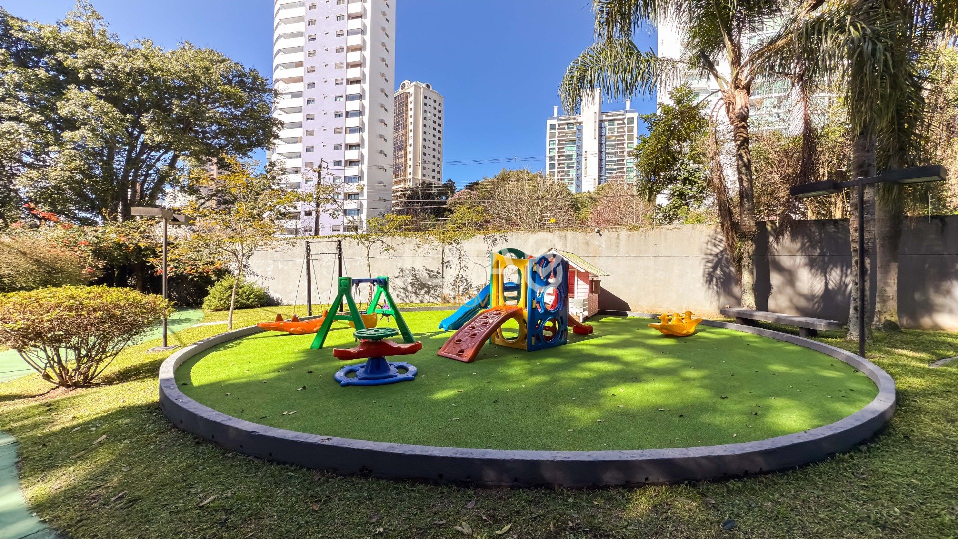 APARTAMENTO 03 QUARTOS , 02 VAGAS E INFRA COMPLETA