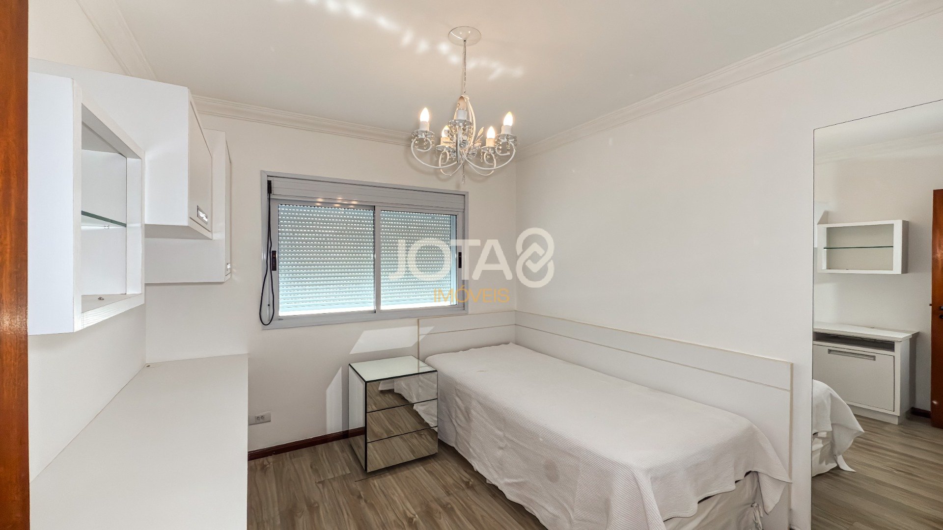APARTAMENTO 03 QUARTOS , 02 VAGAS E INFRA COMPLETA