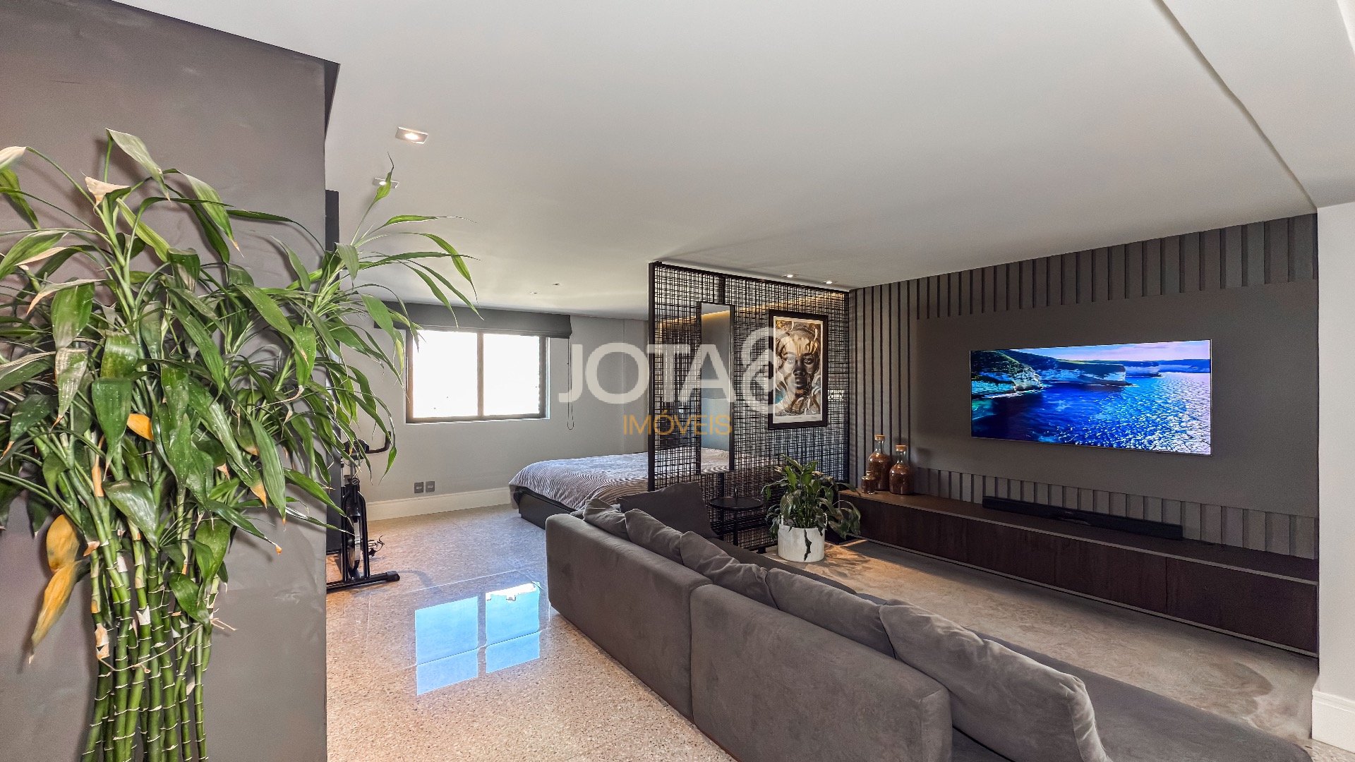 APARTAMENTO DE 1 QUARTO SUÍTE MOBILIADO NO BATEL