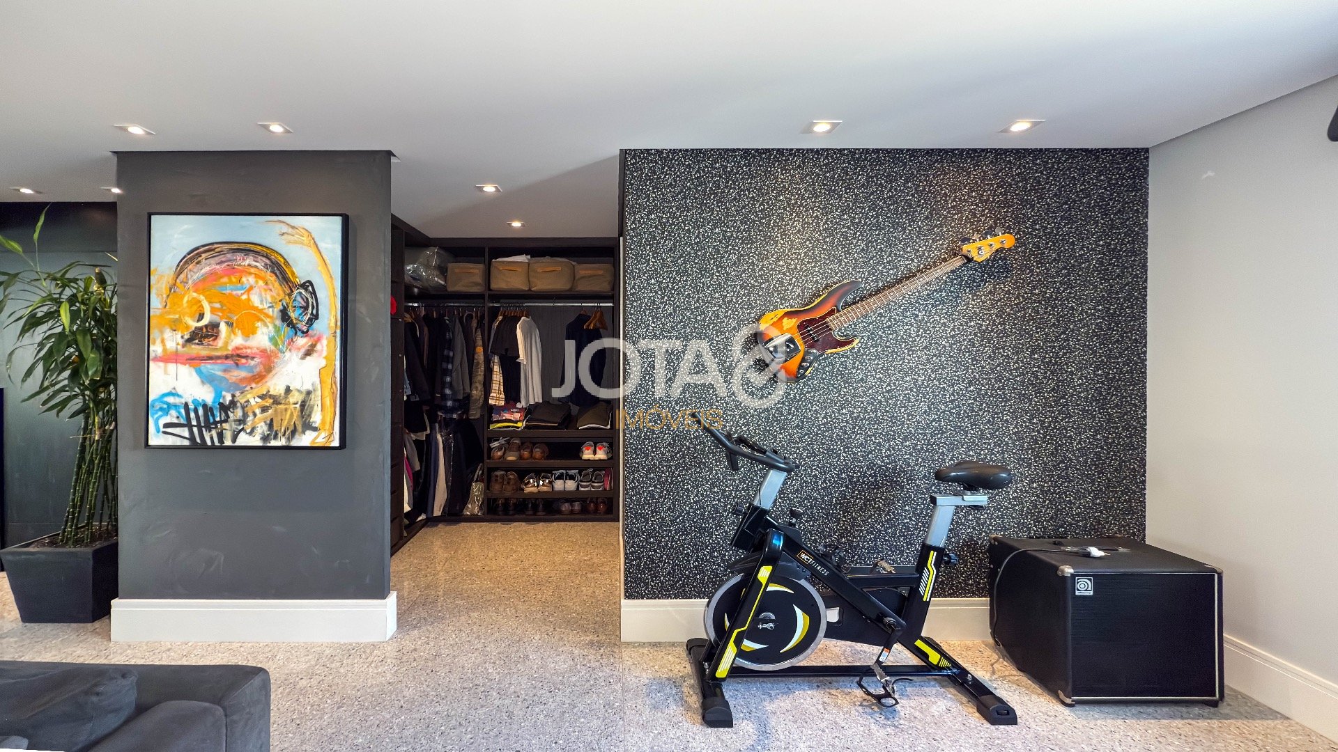 APARTAMENTO DE 1 QUARTO SUÍTE MOBILIADO NO BATEL
