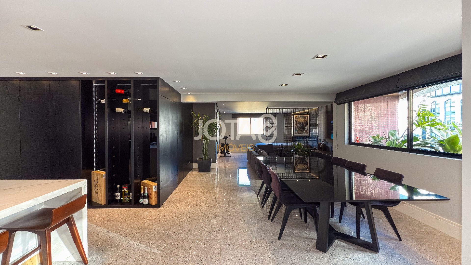 APARTAMENTO DE 1 QUARTO SUÍTE MOBILIADO NO BATEL