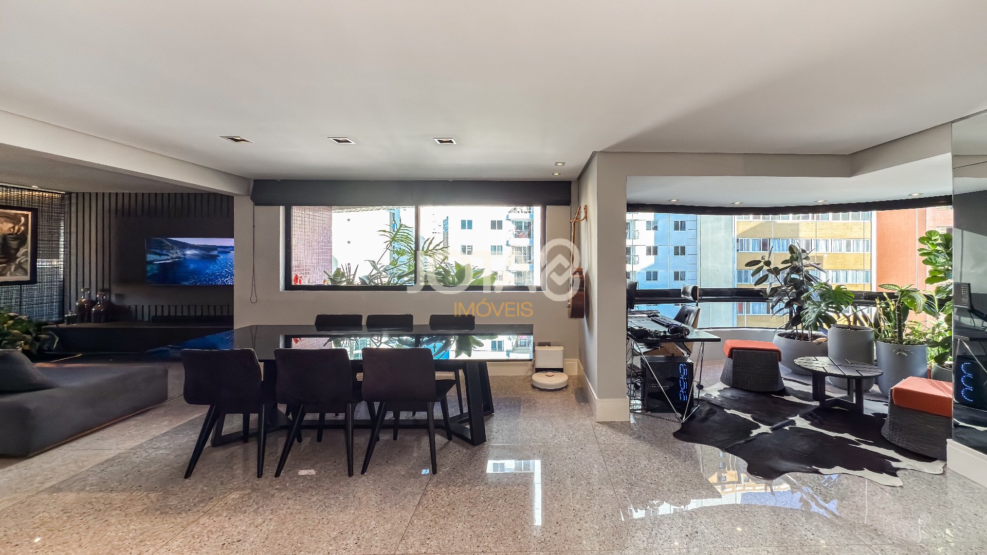 APARTAMENTO DE 1 QUARTO SUÍTE MOBILIADO NO BATEL
