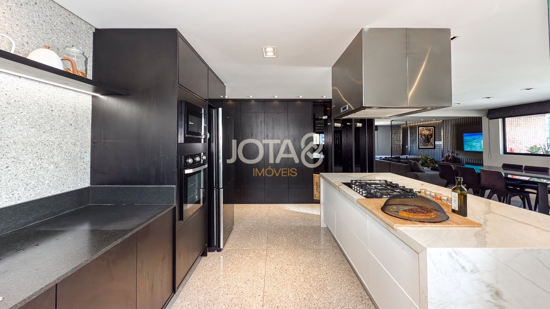 APARTAMENTO DE 1 QUARTO SUÍTE MOBILIADO NO BATEL