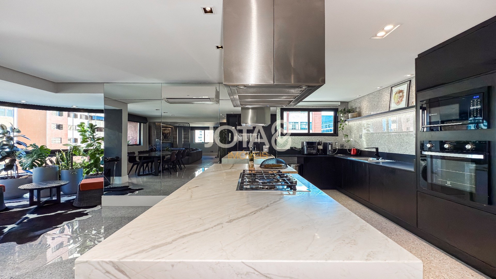 APARTAMENTO DE 1 QUARTO SUÍTE MOBILIADO NO BATEL