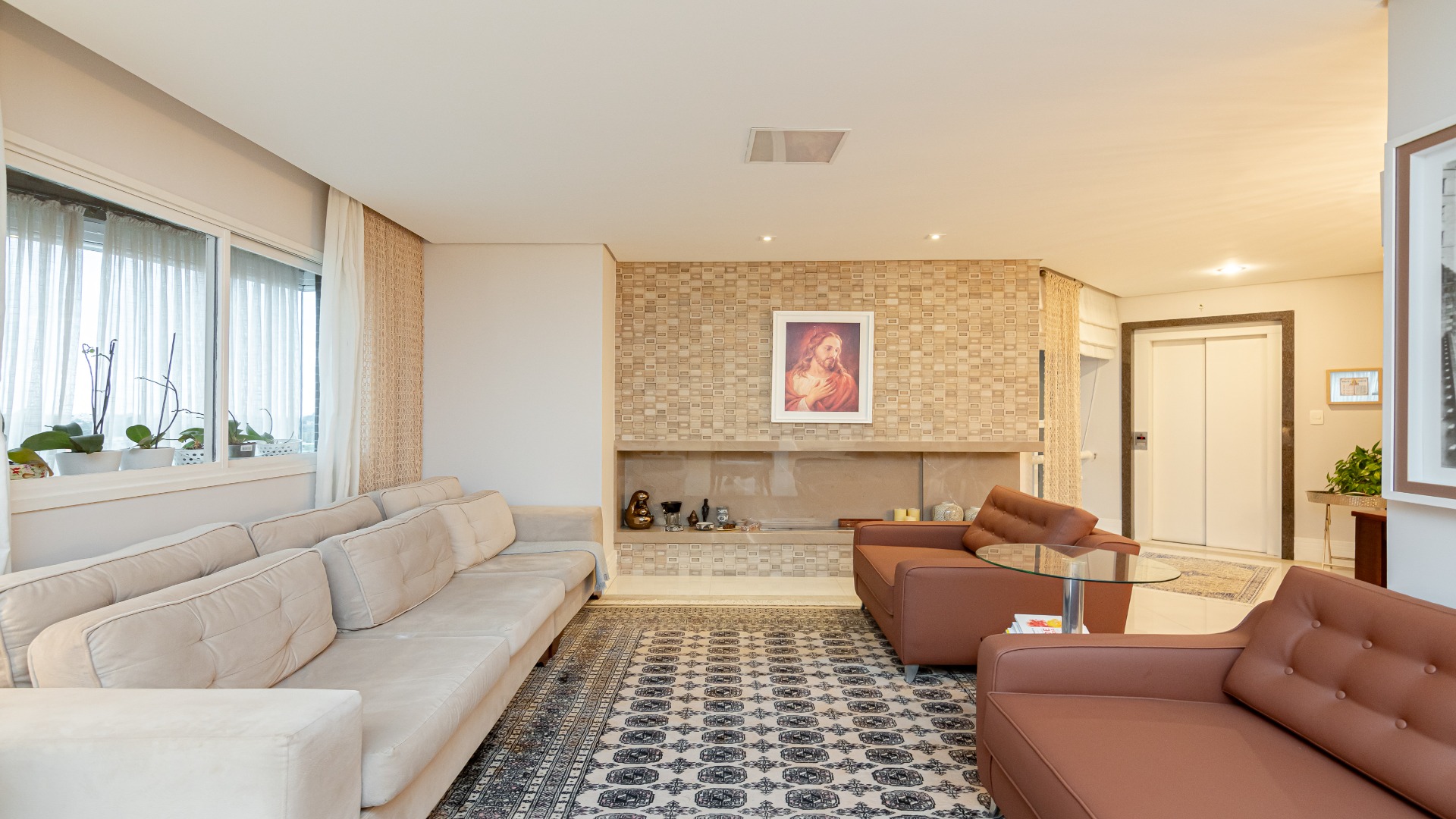 APARTAMENTO COM MUITO ESPAÇO NO ECOVILLE