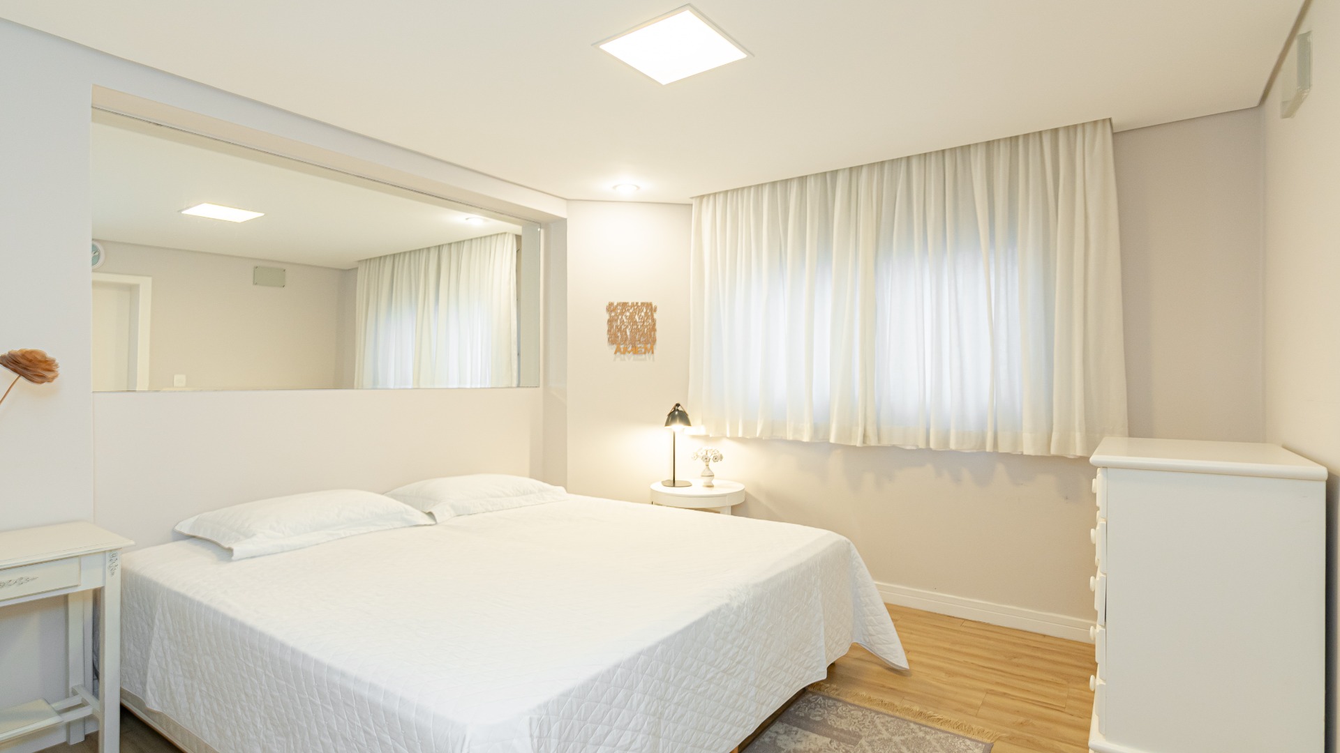 APARTAMENTO COM MUITO ESPAÇO NO ECOVILLE