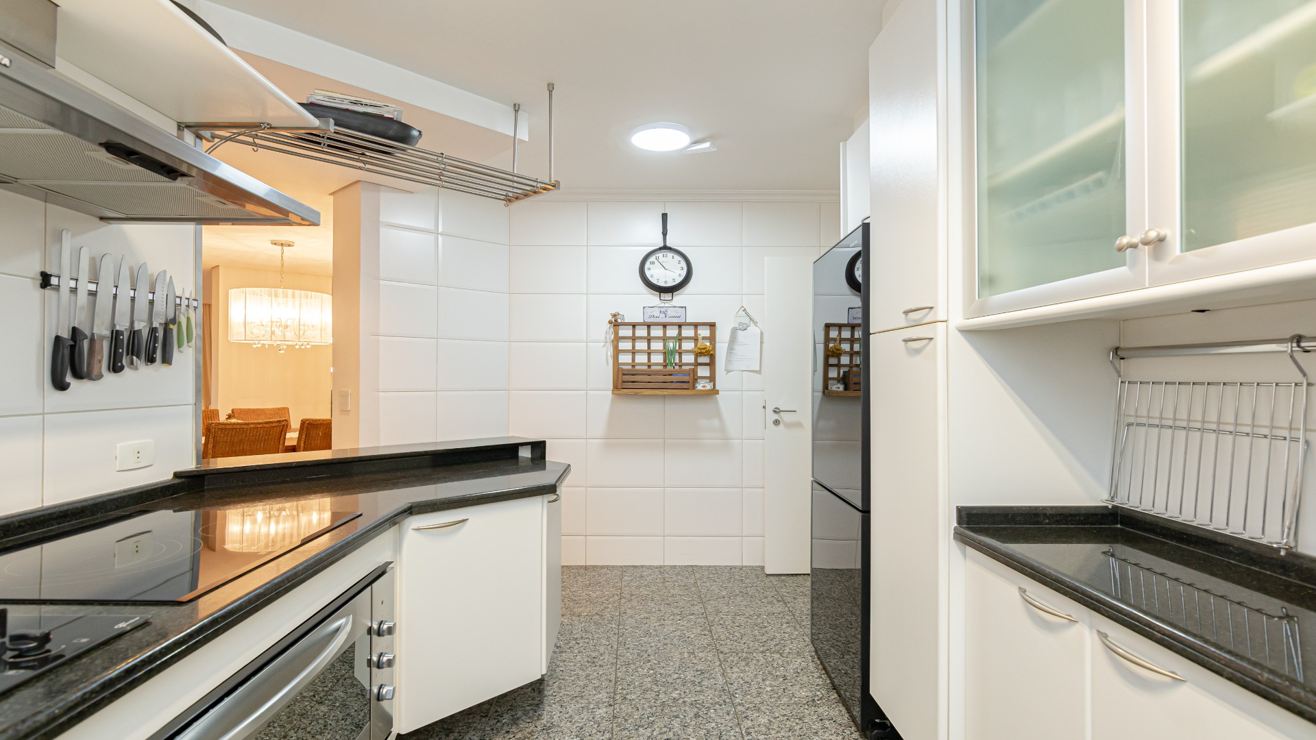 APARTAMENTO COM MUITO ESPAÇO NO ECOVILLE