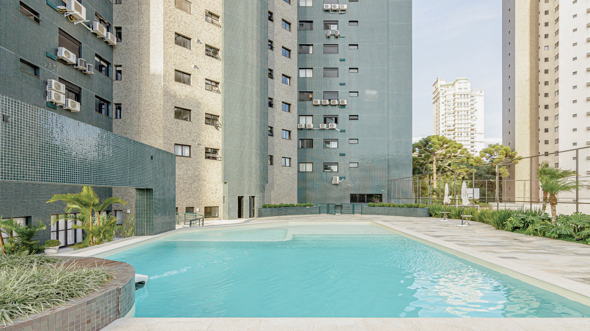APARTAMENTO COM MUITO ESPAÇO NO ECOVILLE