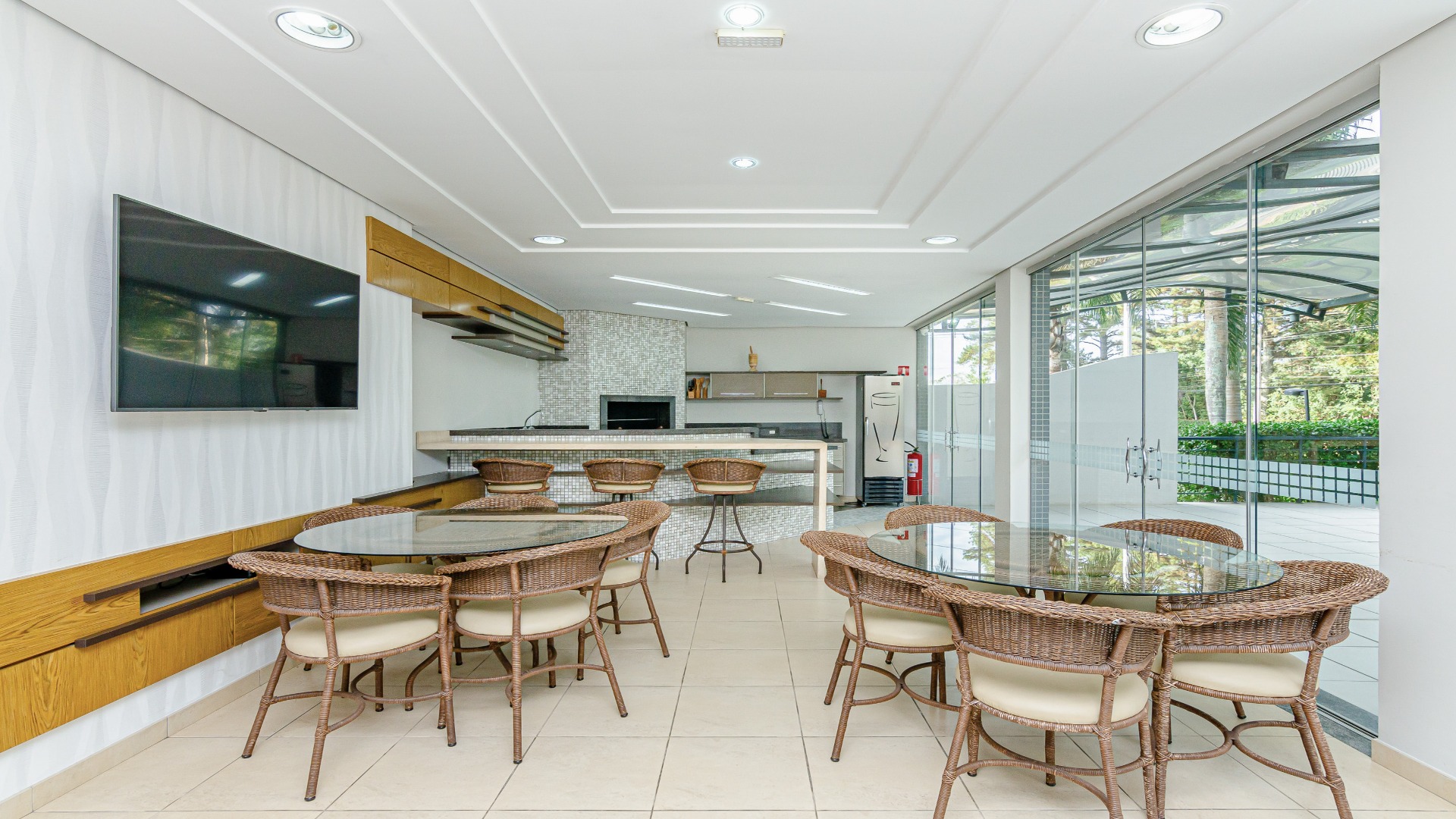 APARTAMENTO COM MUITO ESPAÇO NO ECOVILLE