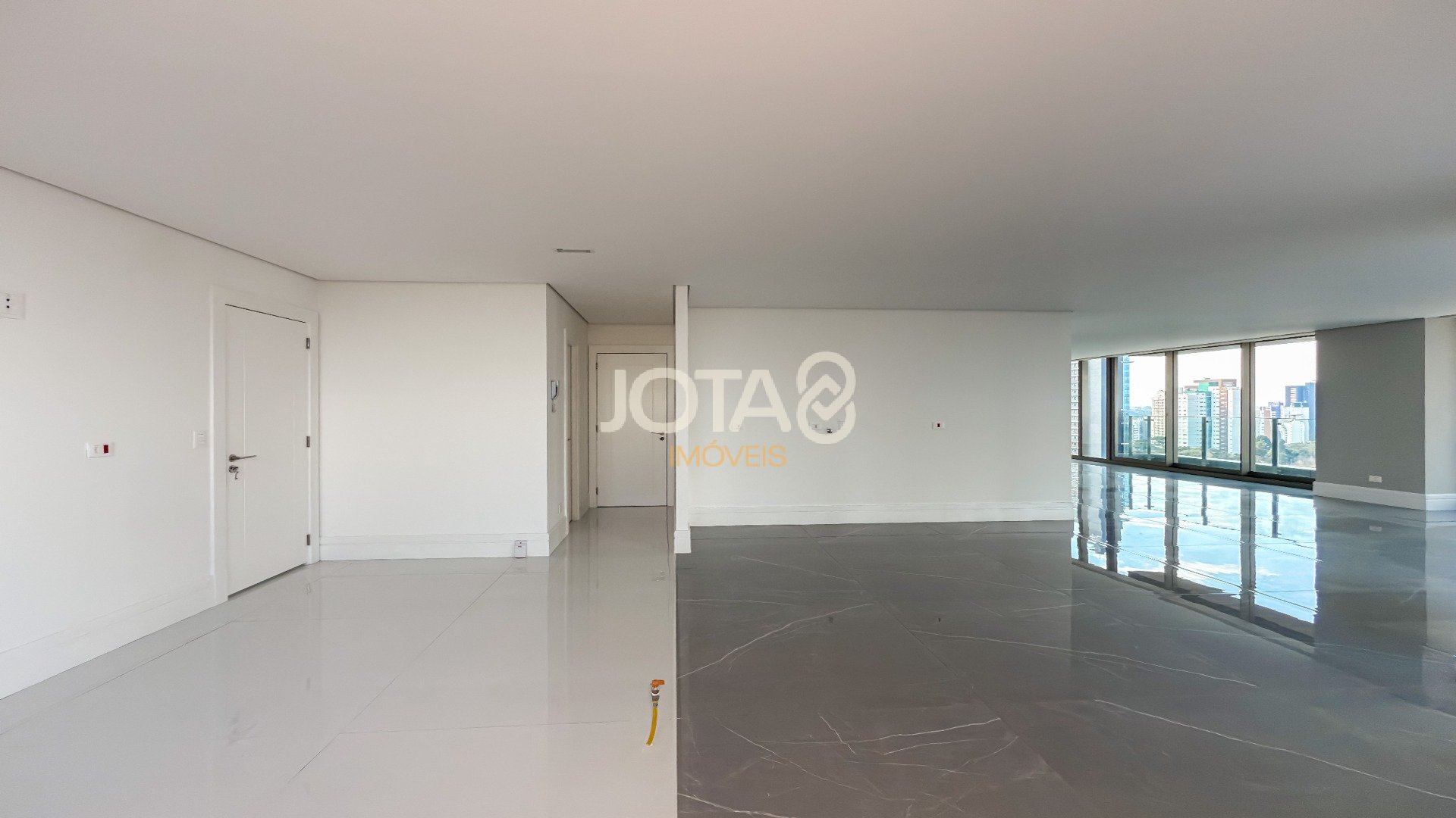APARTAMENTO SUPER LUXO DE 3 SUITES NO ECOVILLE