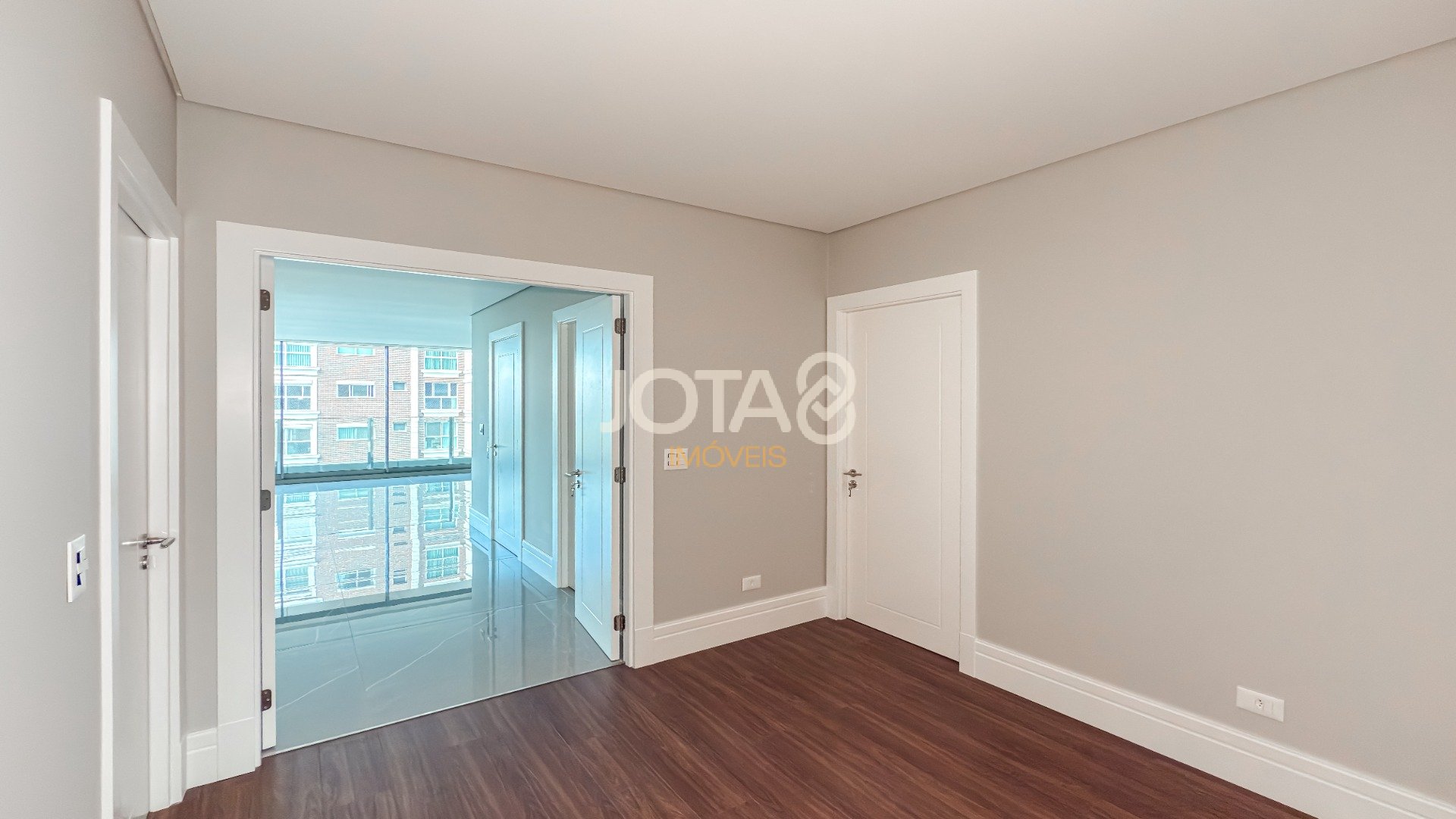 APARTAMENTO SUPER LUXO DE 3 SUITES NO ECOVILLE