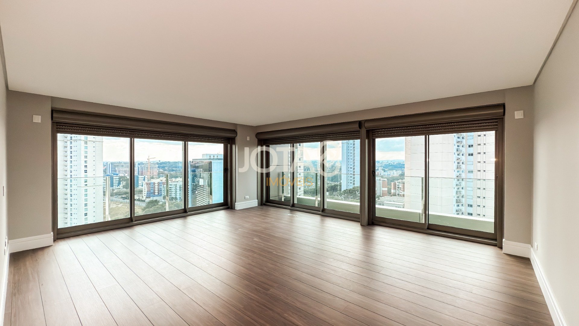 APARTAMENTO SUPER LUXO DE 3 SUITES NO ECOVILLE