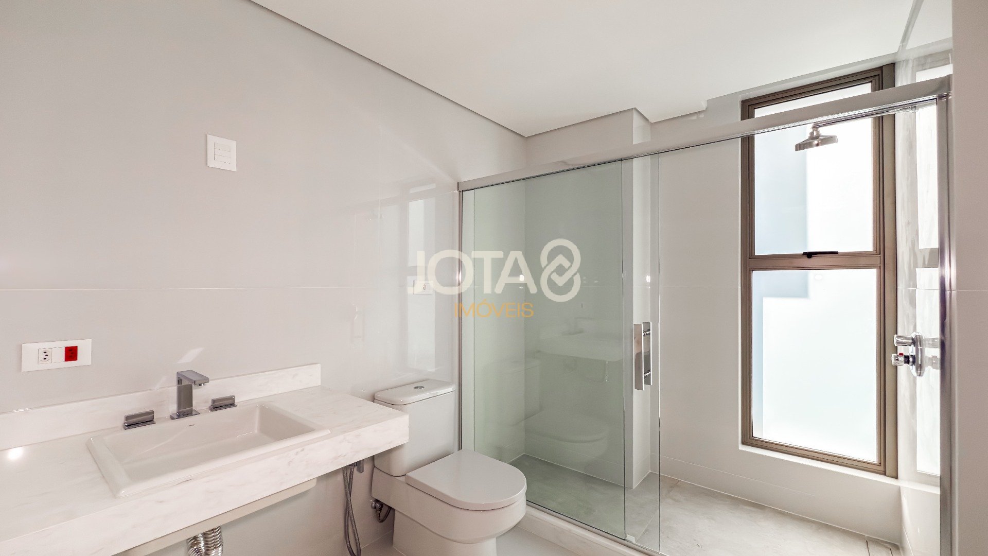 APARTAMENTO SUPER LUXO DE 3 SUITES NO ECOVILLE