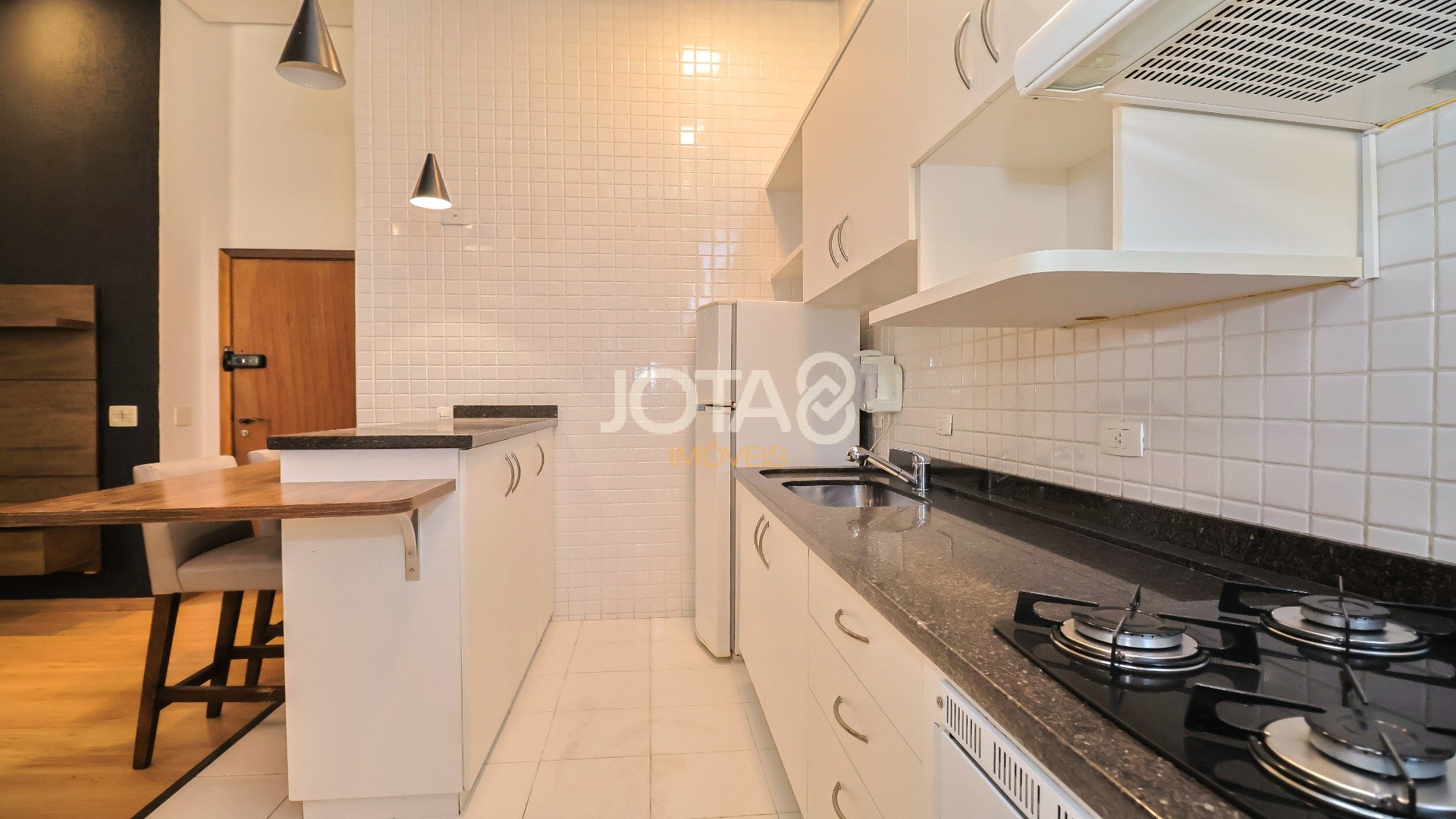 ENCANTE-SE COM ESTE LOFT DUPLEX NO CORAÇÃO DO BIGORRILHO!