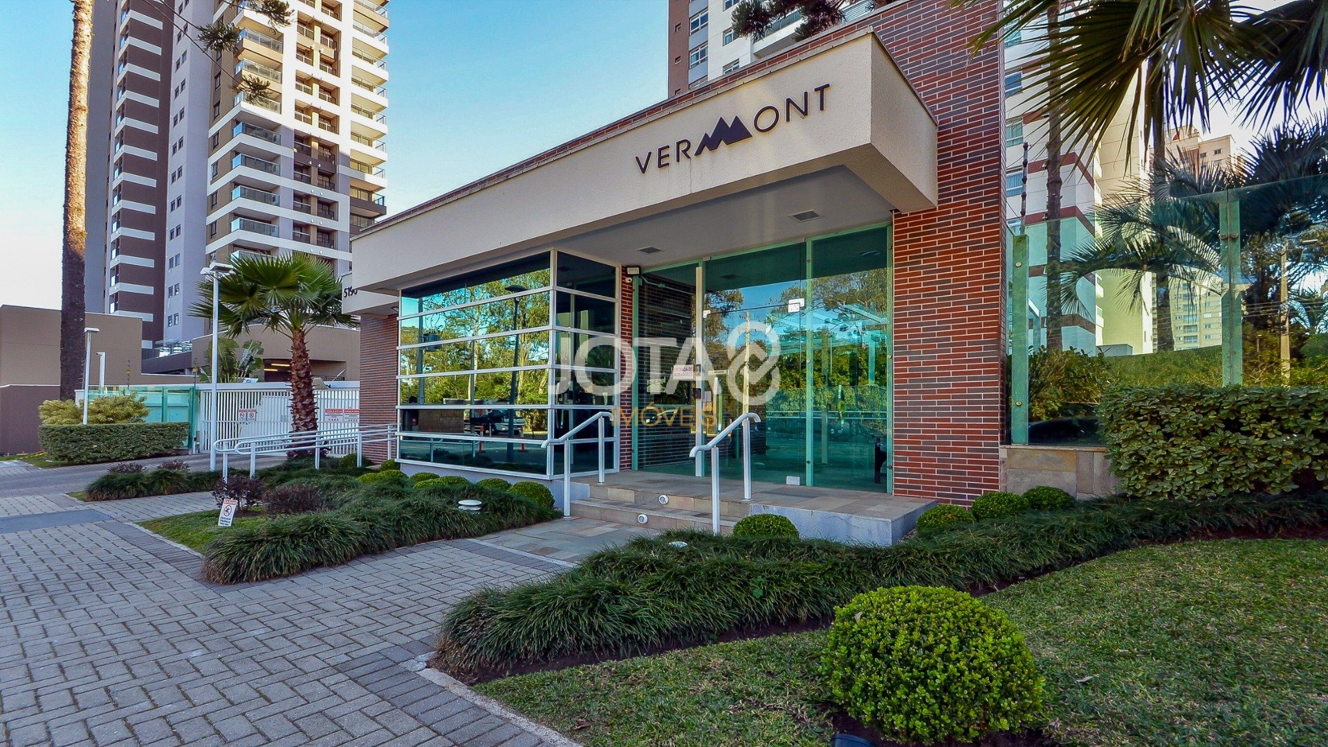 APARTAMENTO COM 2 QUARTOS EM CONDOMÍNIO CLUBE NO ECOVILLE!