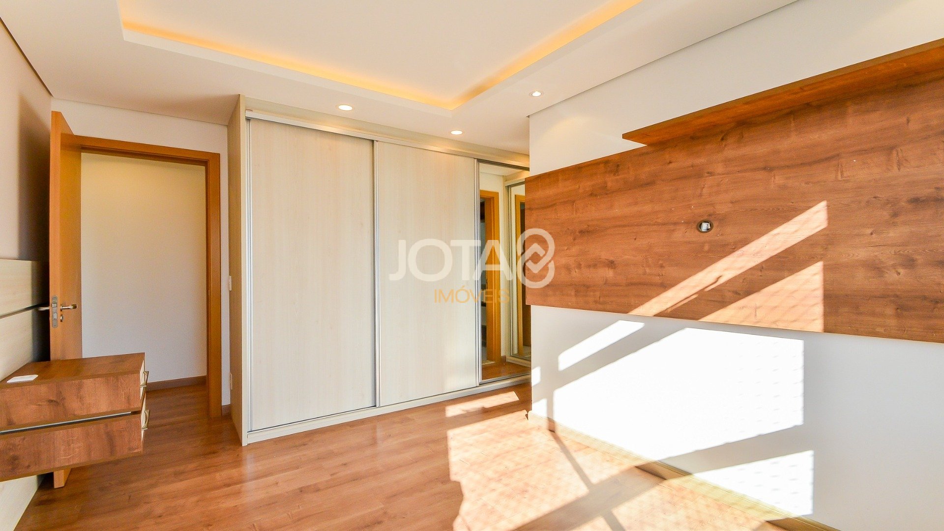 APARTAMENTO COM 2 QUARTOS EM CONDOMÍNIO CLUBE NO ECOVILLE!
