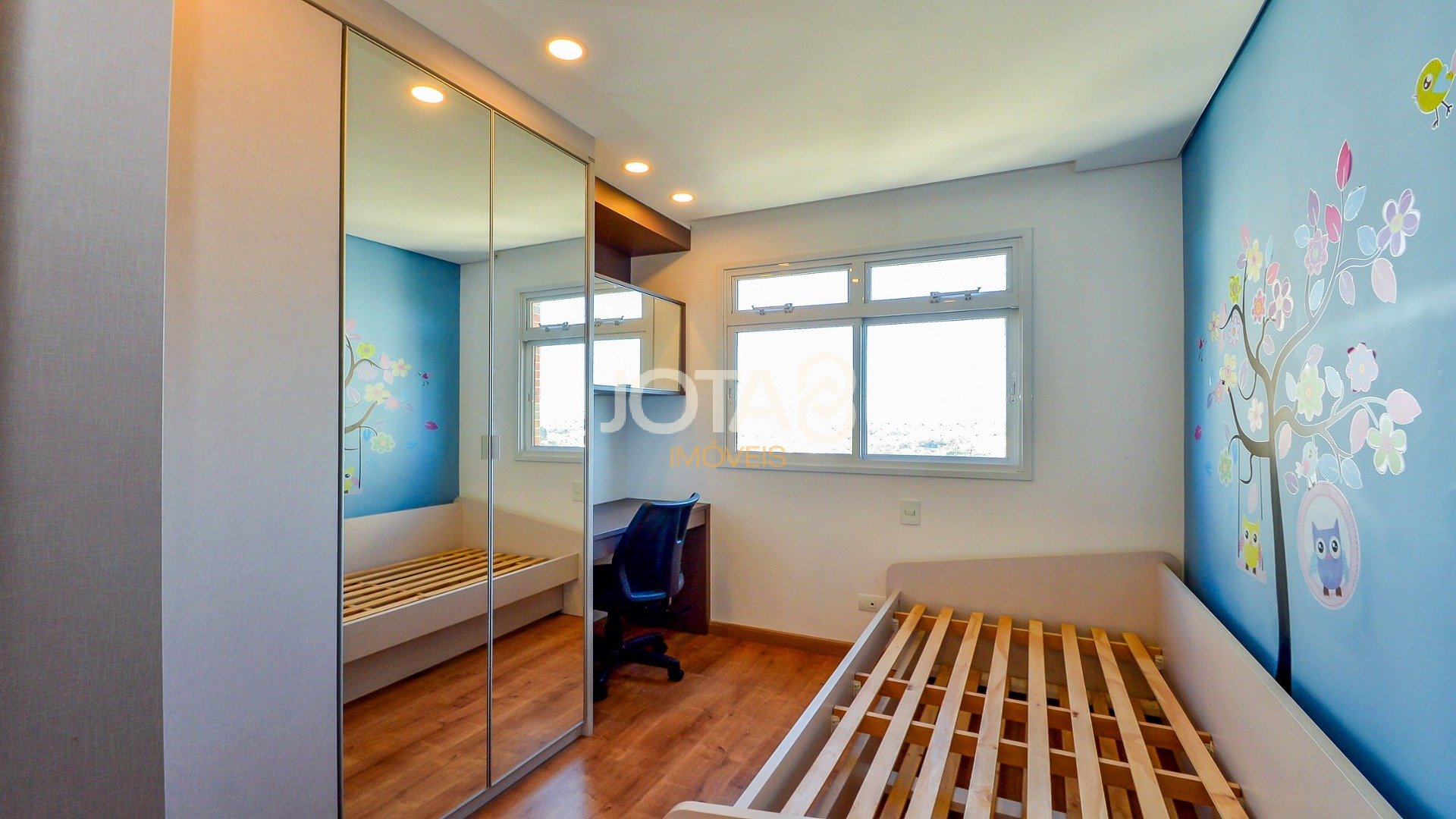 APARTAMENTO COM 2 QUARTOS EM CONDOMÍNIO CLUBE NO ECOVILLE!