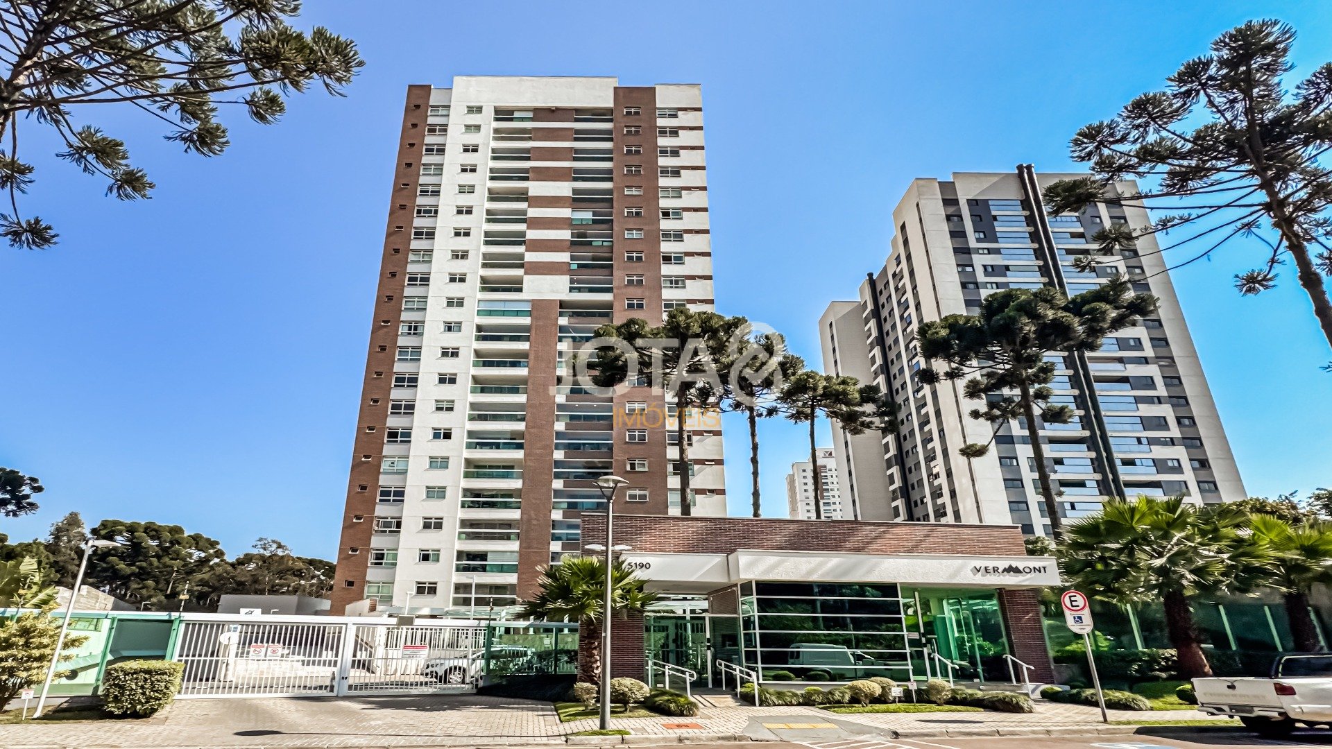 APARTAMENTO COM 2 QUARTOS EM CONDOMÍNIO CLUBE NO ECOVILLE!