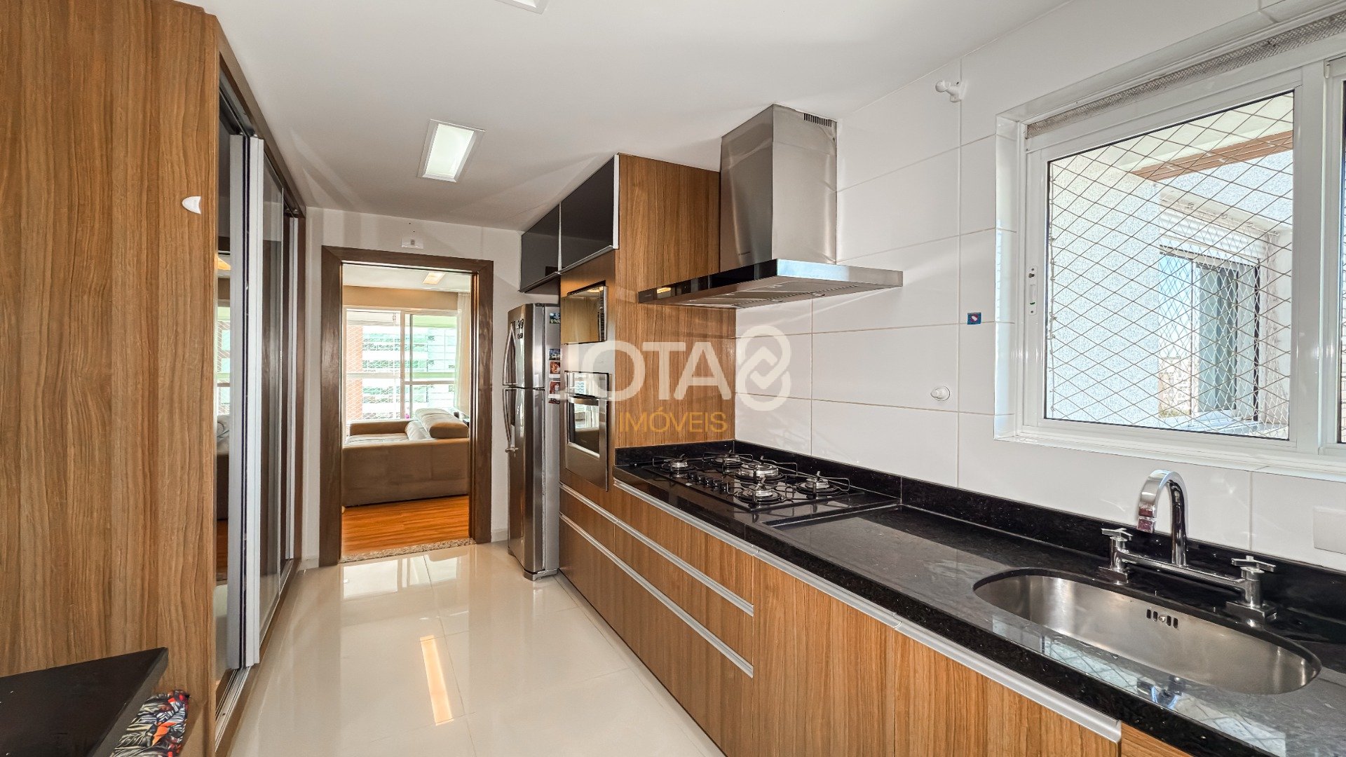 APARTAMENTO 3 QUARTOS 2  VAGAS ECOVILLE