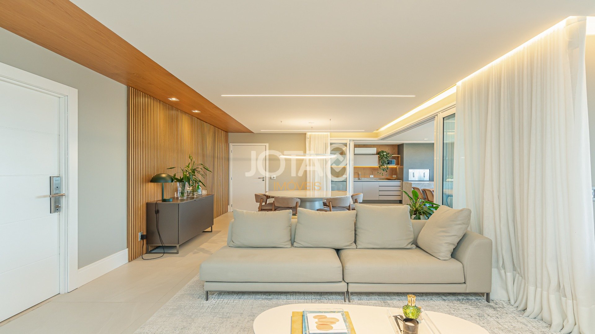 APARTAMENTO 3 SUÍTES NO ECOVILLE