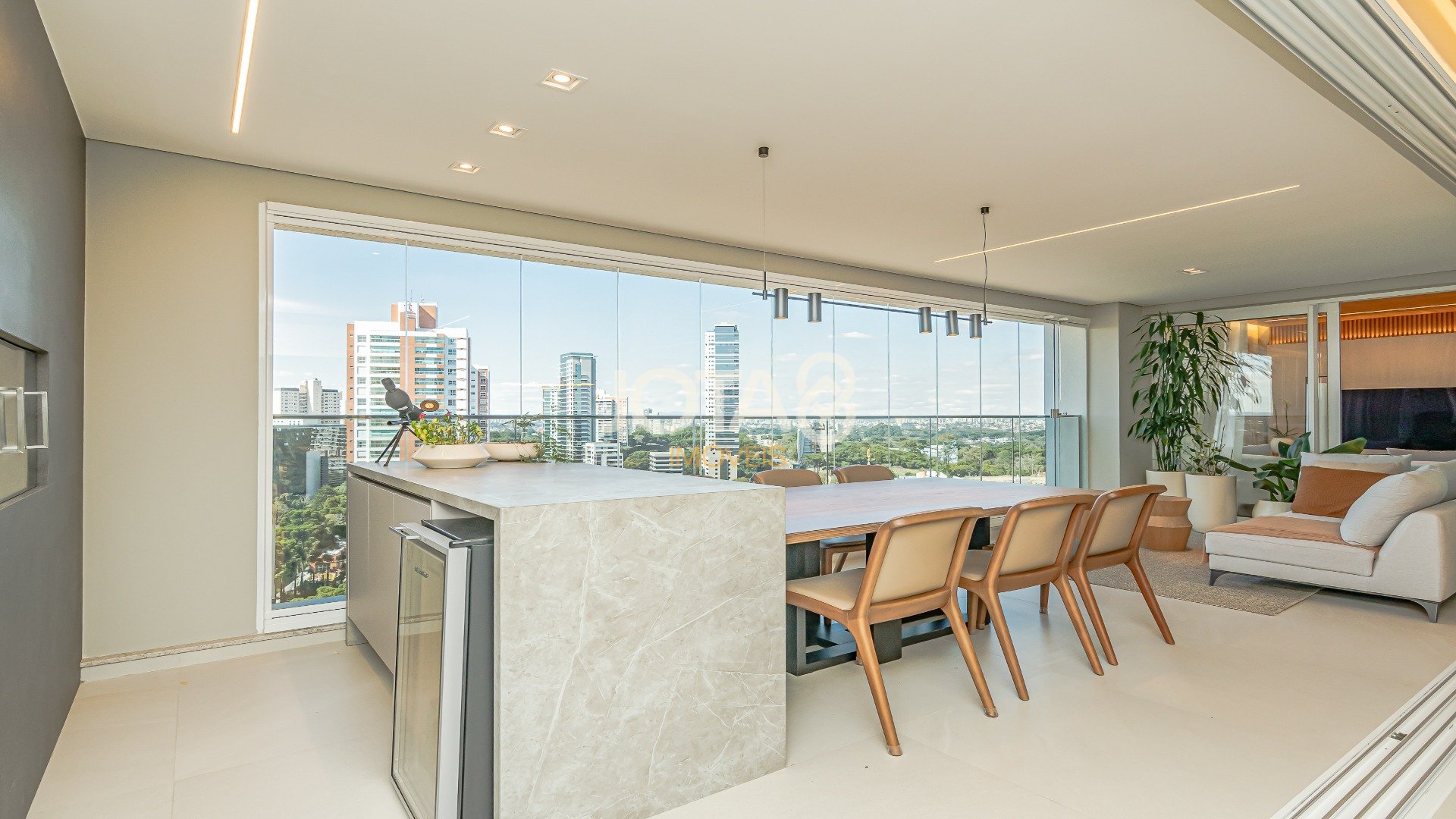 APARTAMENTO 3 SUÍTES NO ECOVILLE