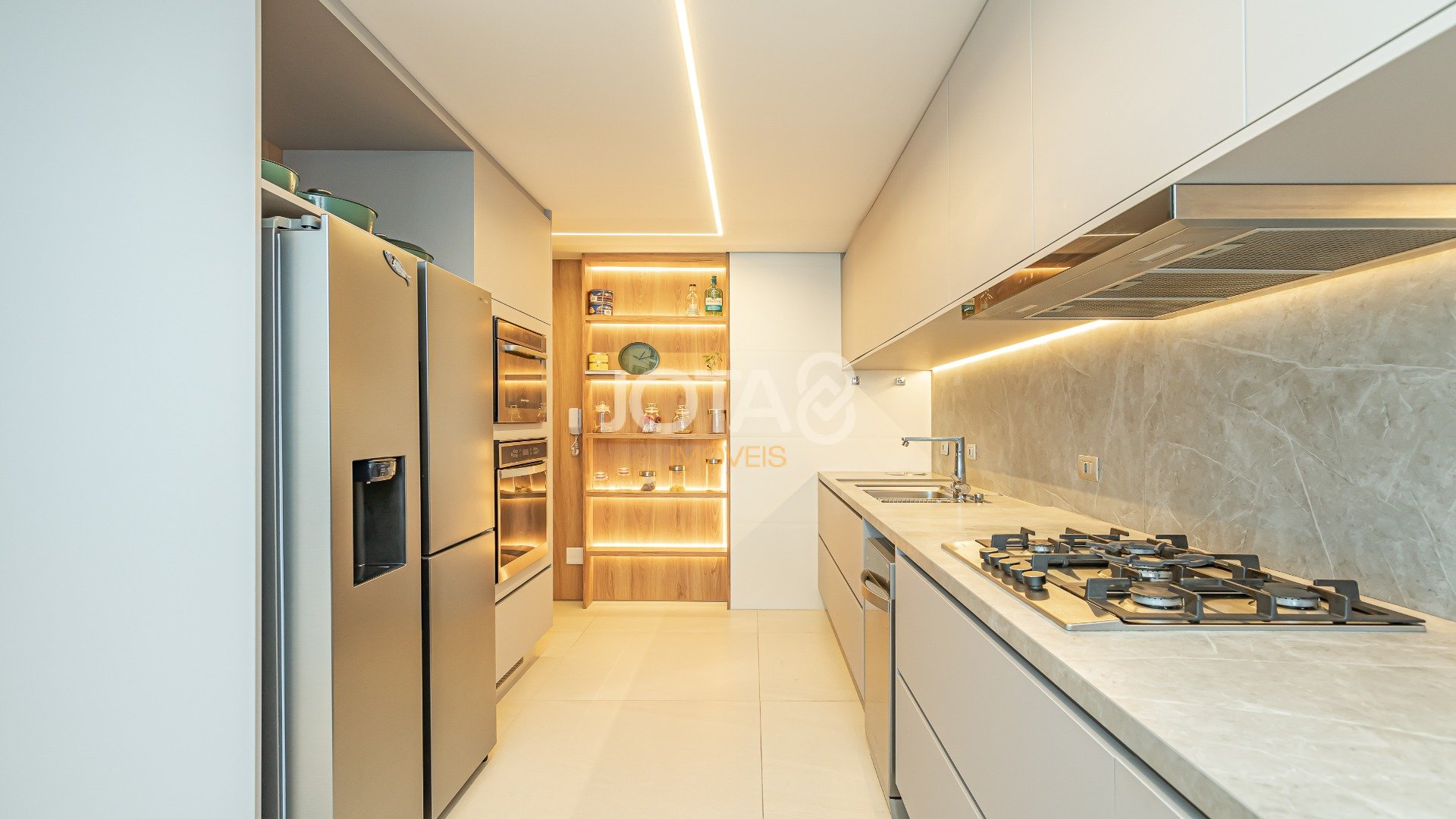 APARTAMENTO 3 SUÍTES NO ECOVILLE
