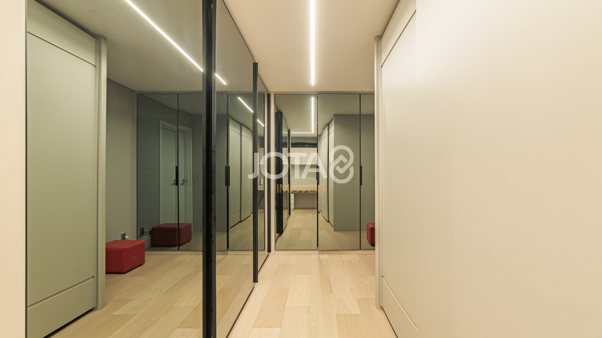 APARTAMENTO 3 SUÍTES NO ECOVILLE