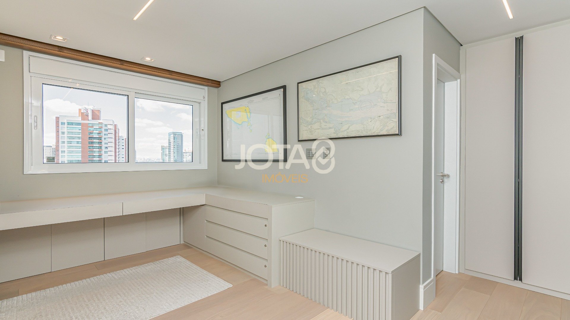 APARTAMENTO 3 SUÍTES NO ECOVILLE