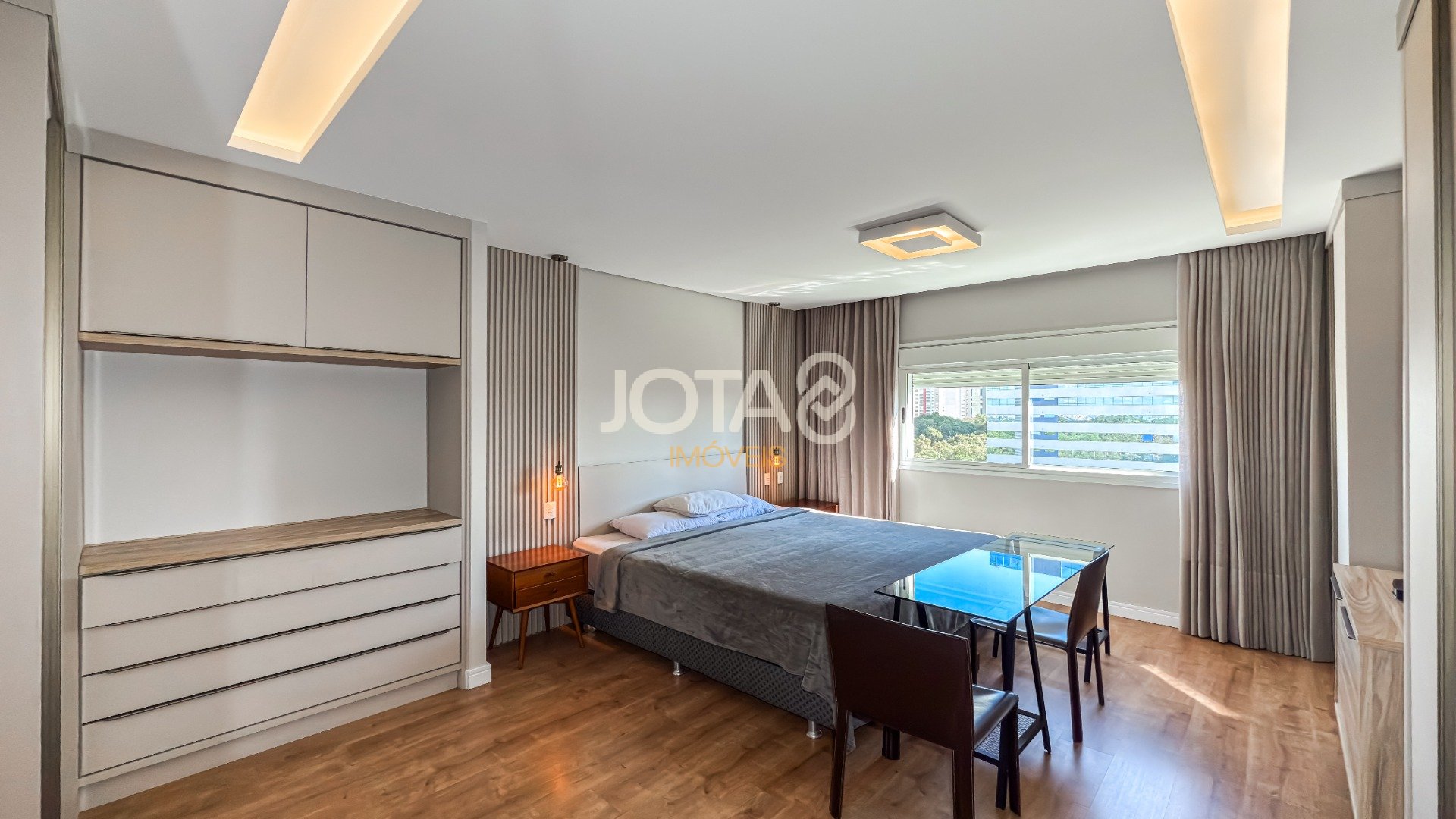 APARTAMENTO COM 3 SUÍTES E 3 VAGAS NO ECOVILLE