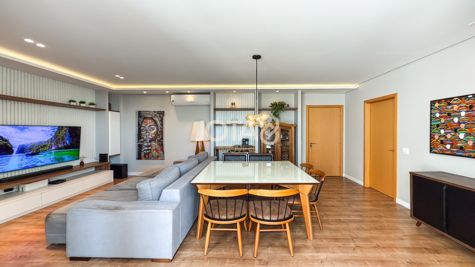 APARTAMENTO COM 3 SUÍTES E 3 VAGAS NO ECOVILLE