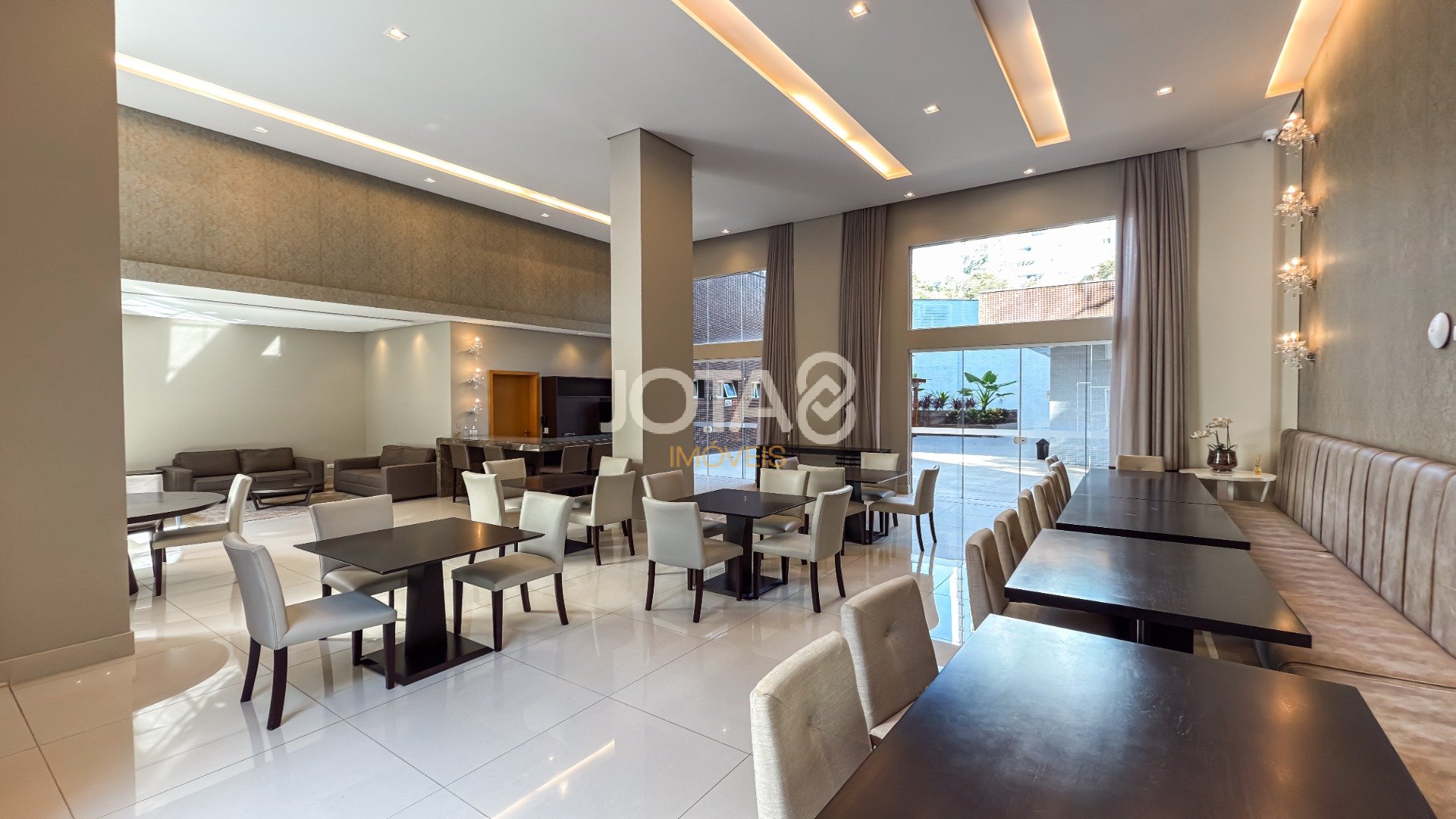 APARTAMENTO COM 3 SUÍTES E 3 VAGAS NO ECOVILLE