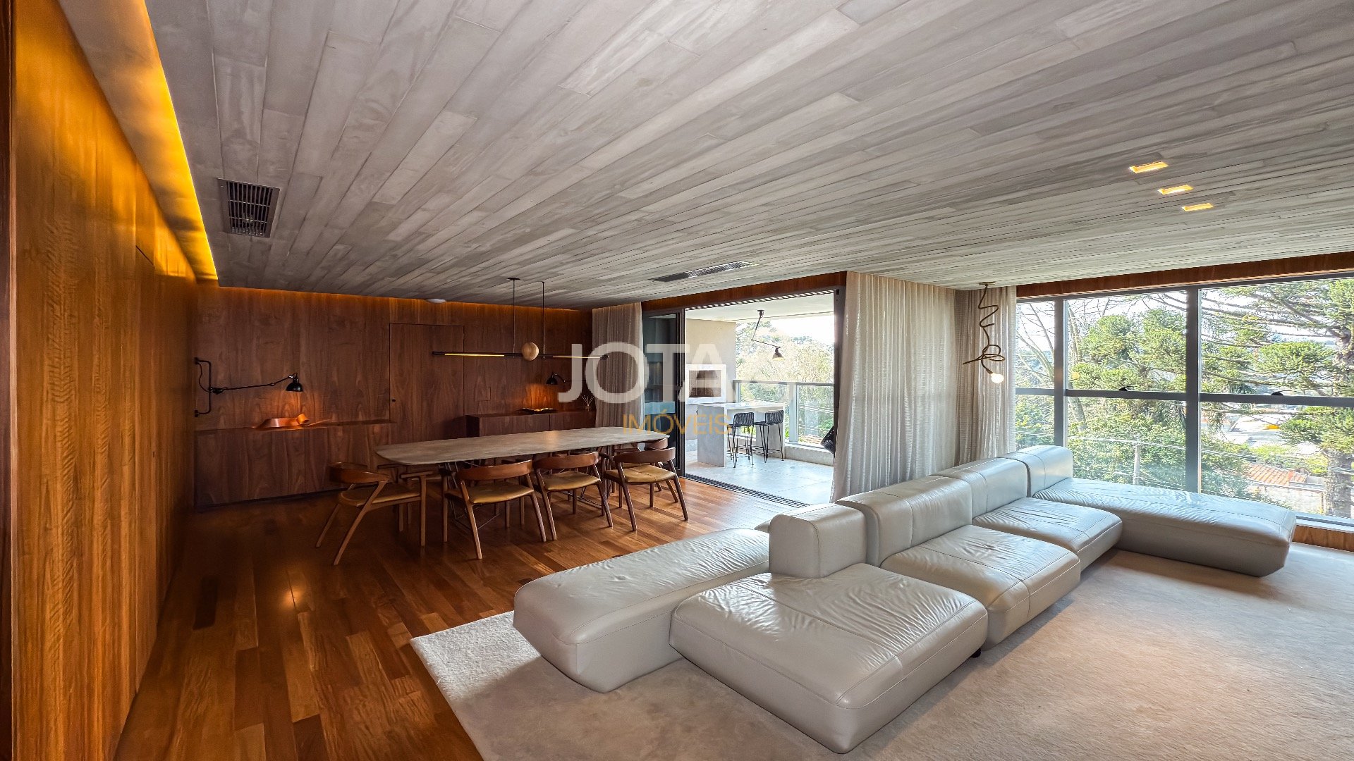 APARTAMENTO MODERNO COM 3 SUÍTES NO BIGORRILHO